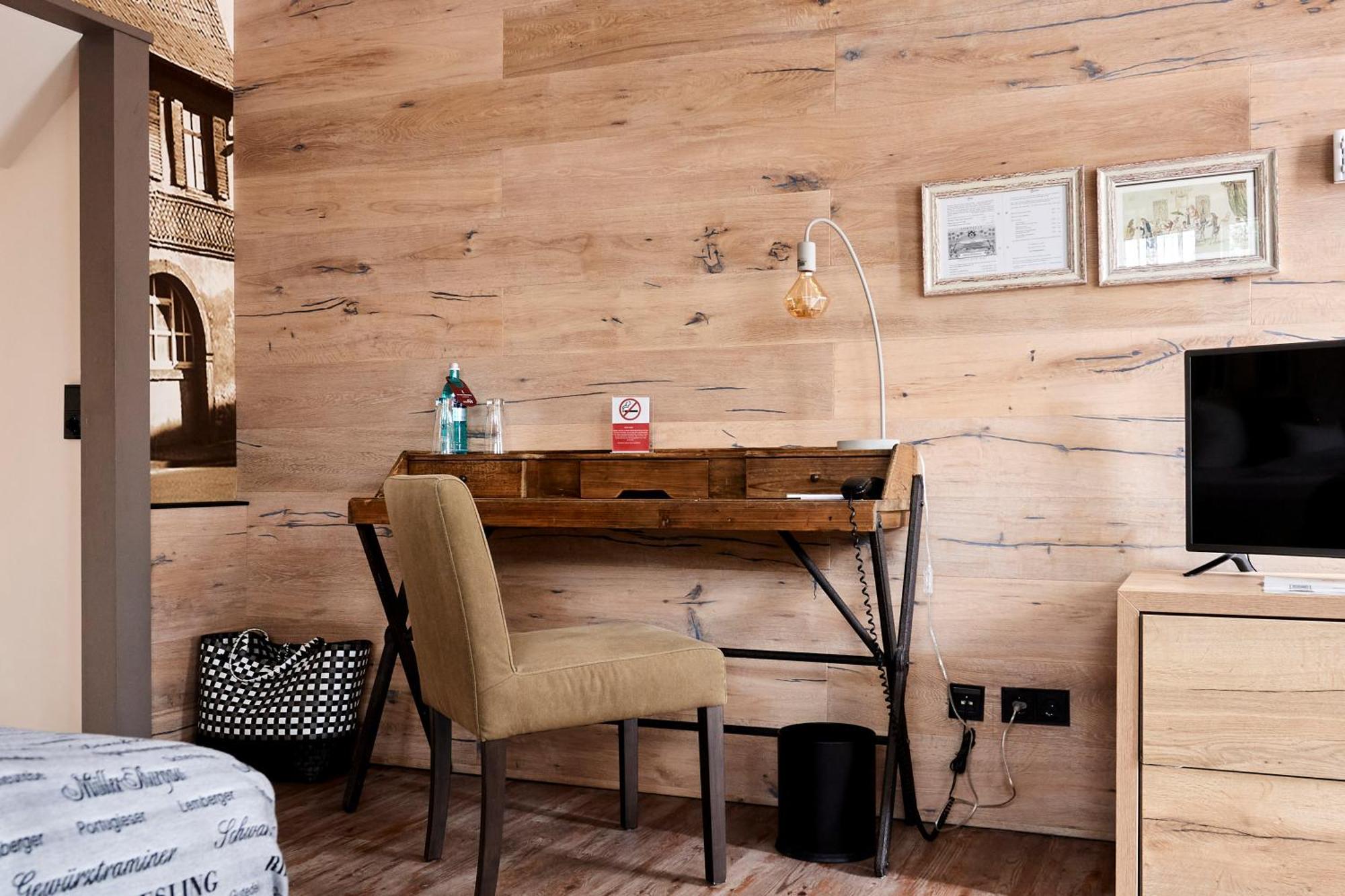 Großes Doppelzimmer Innenhof