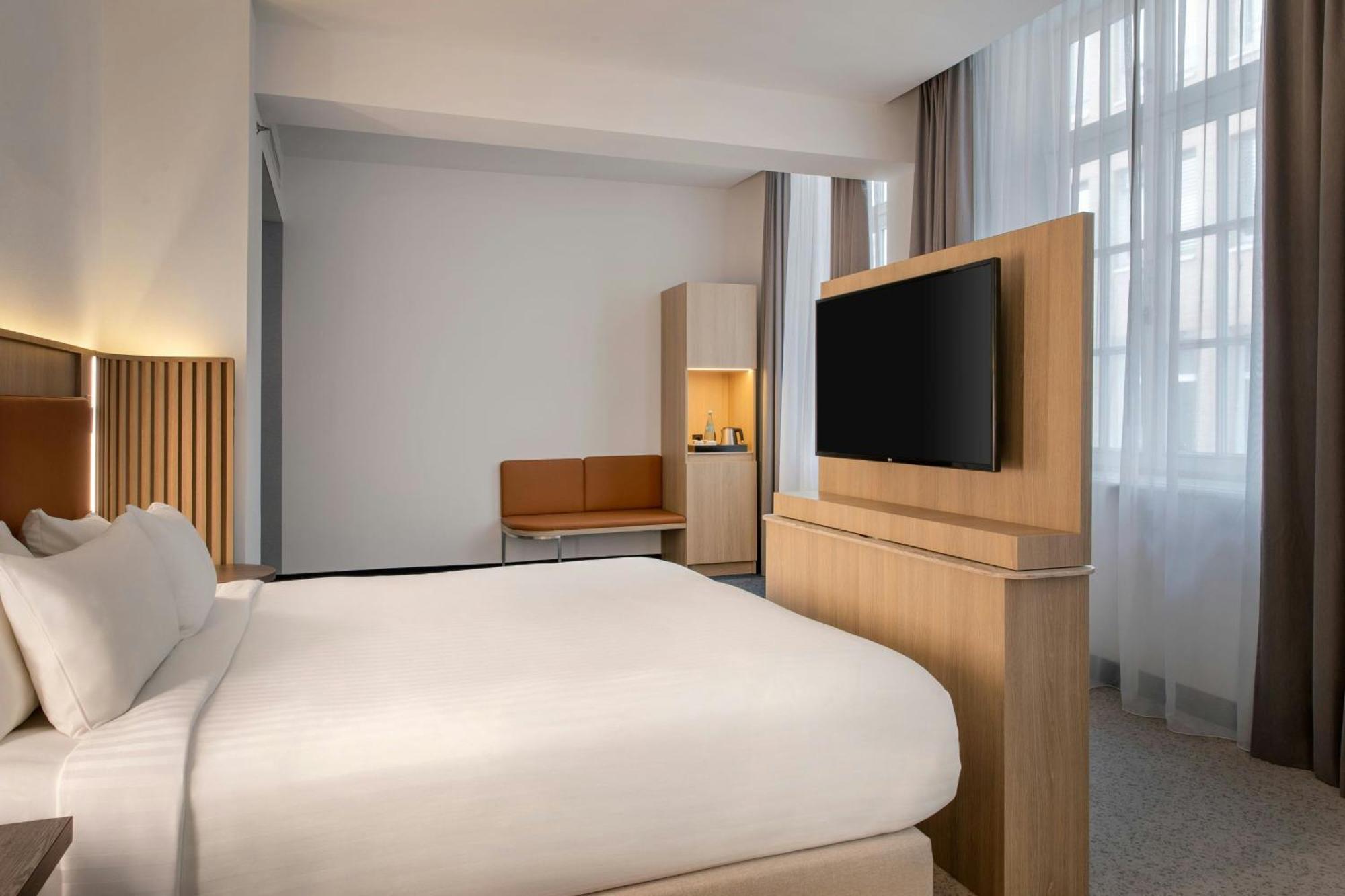 Business Zimmer mit Kingsize-Bett - Konferenzgebäude