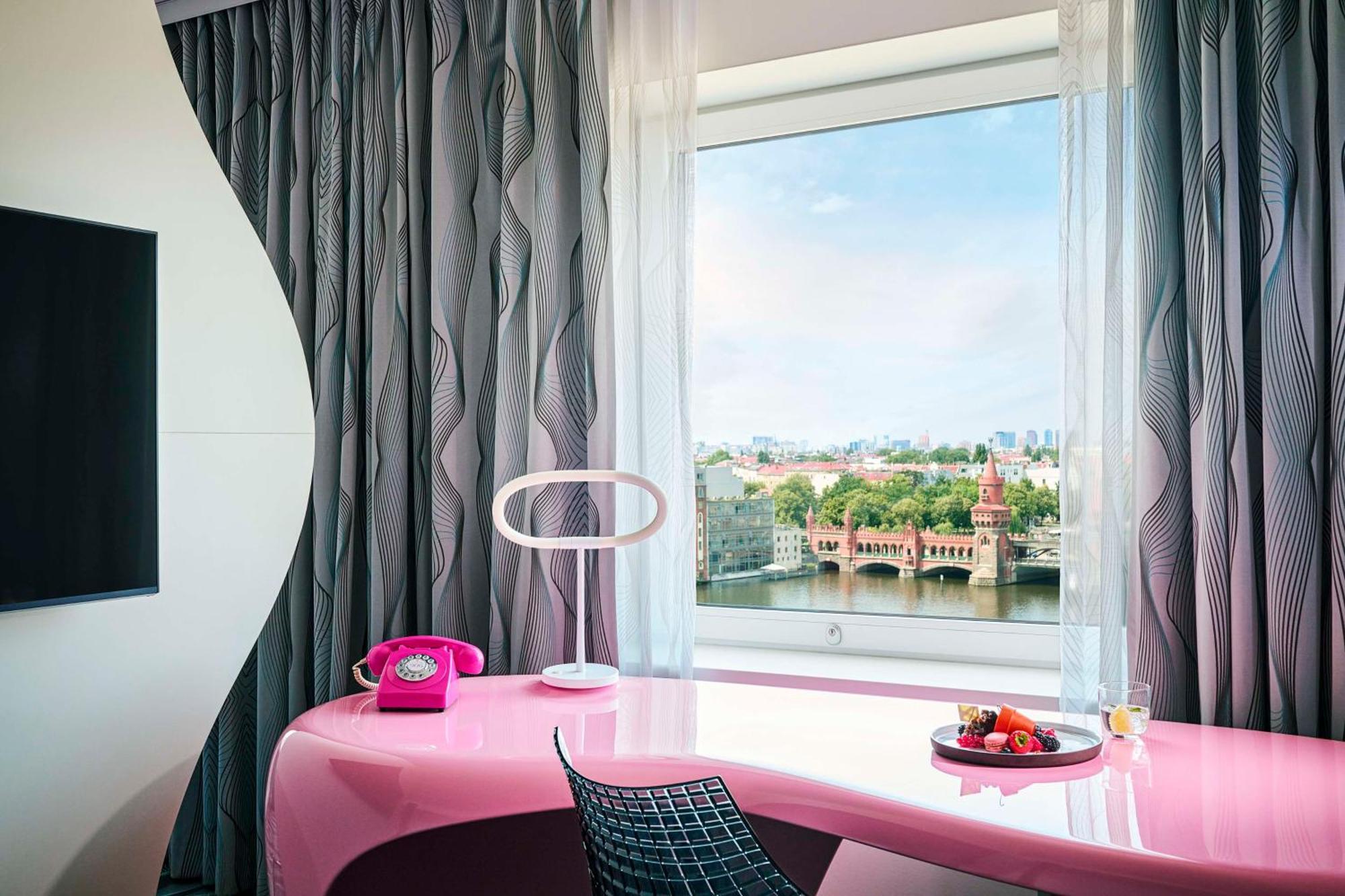 nhow Junior Suite Riverside