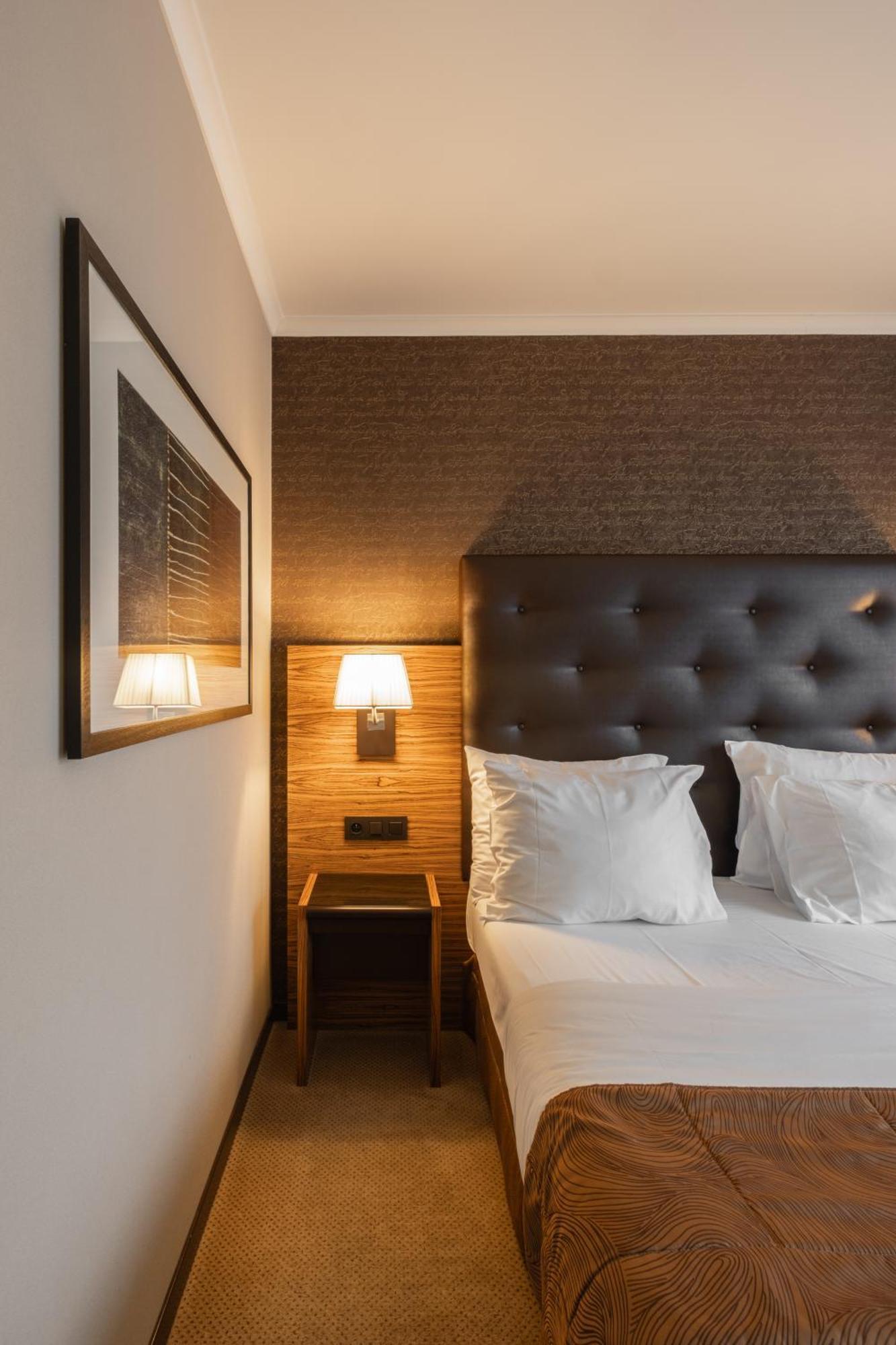 Standard Executive Room