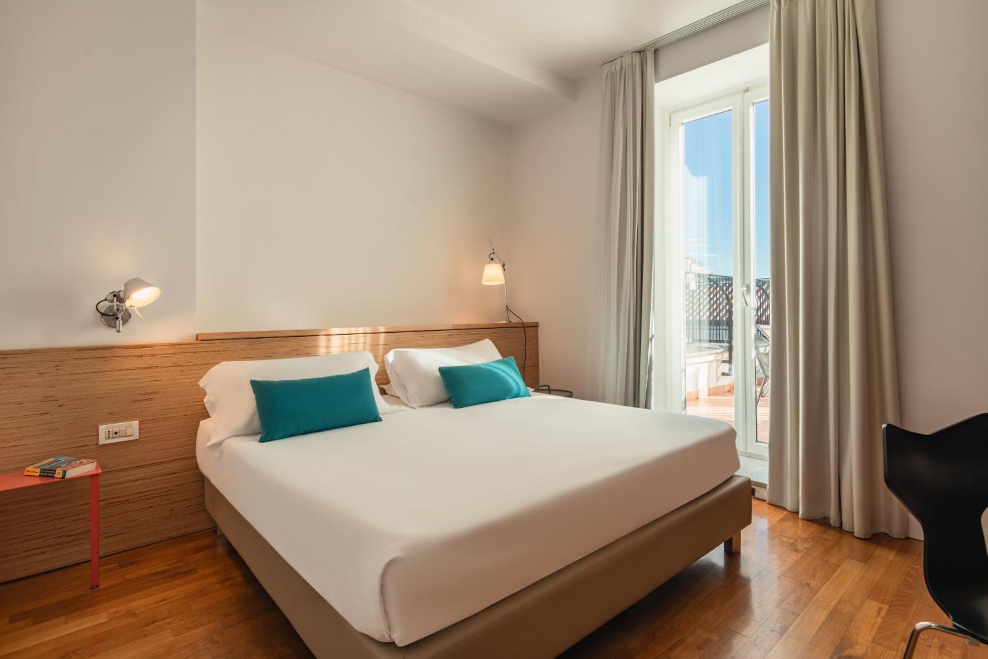 Double or Twin Room Terrace