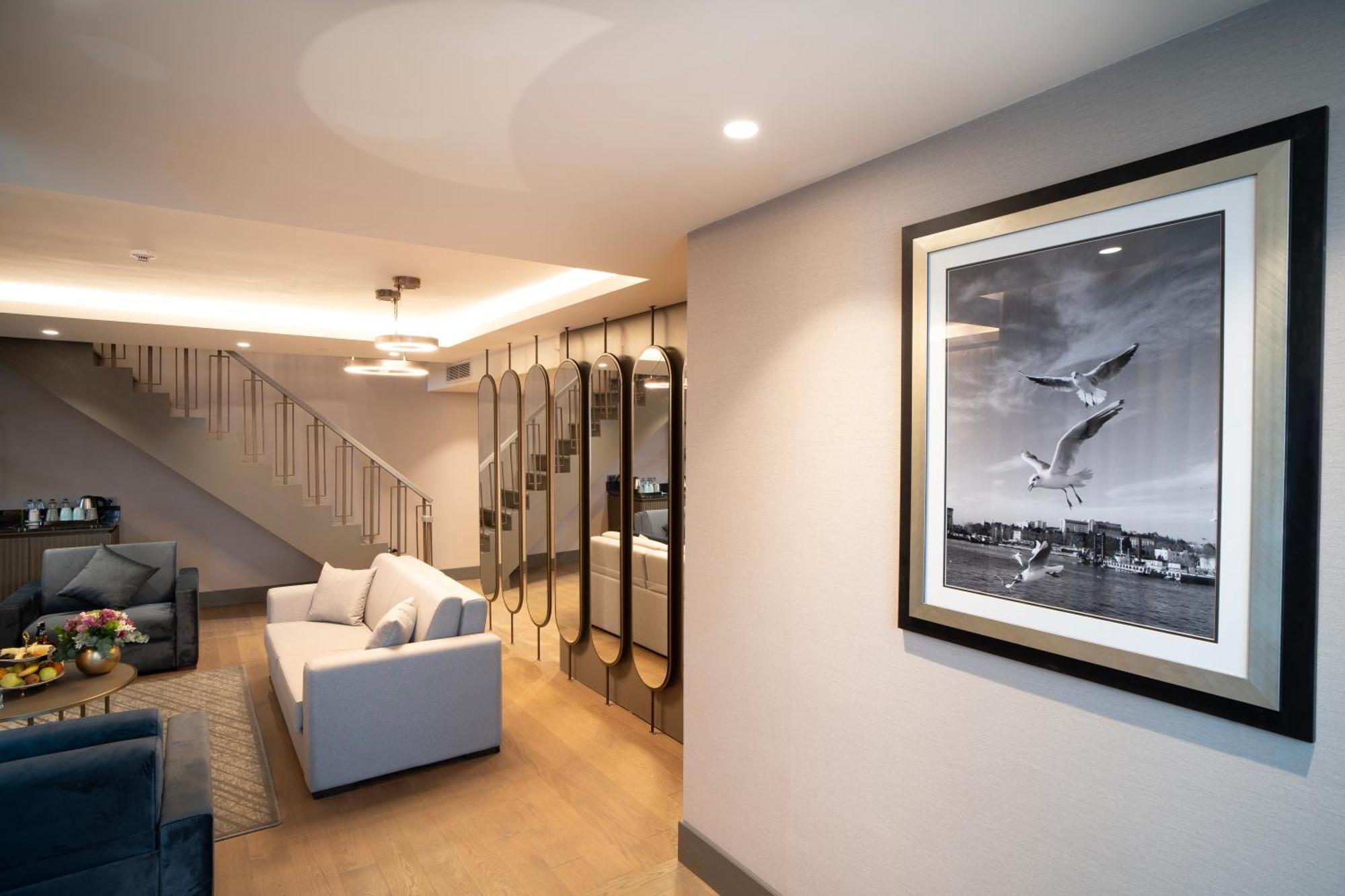 King Suite Sea View