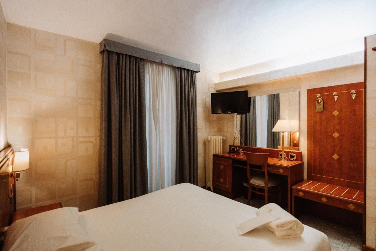 Standard Double or Twin Room