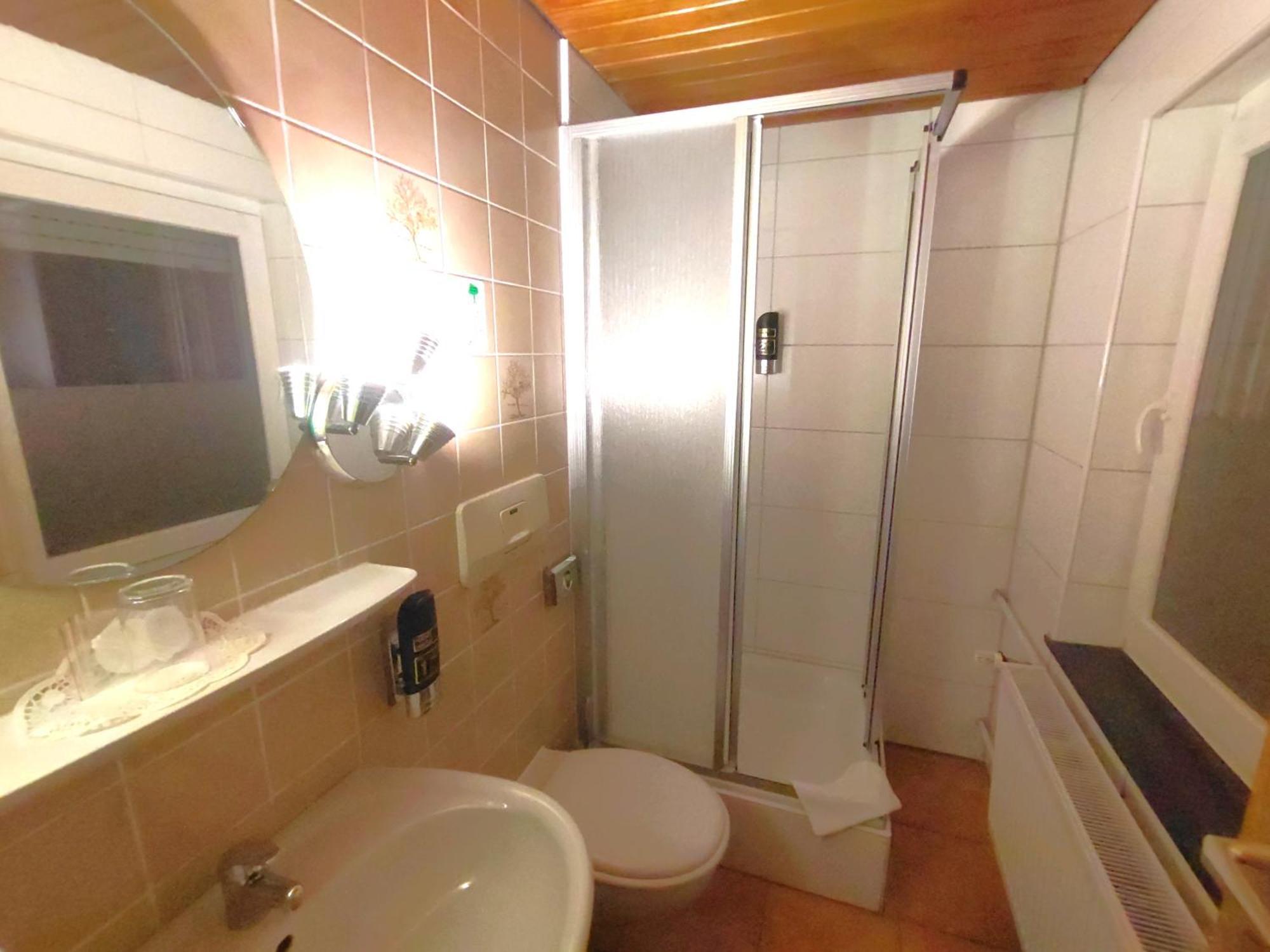 Comfort Single Room