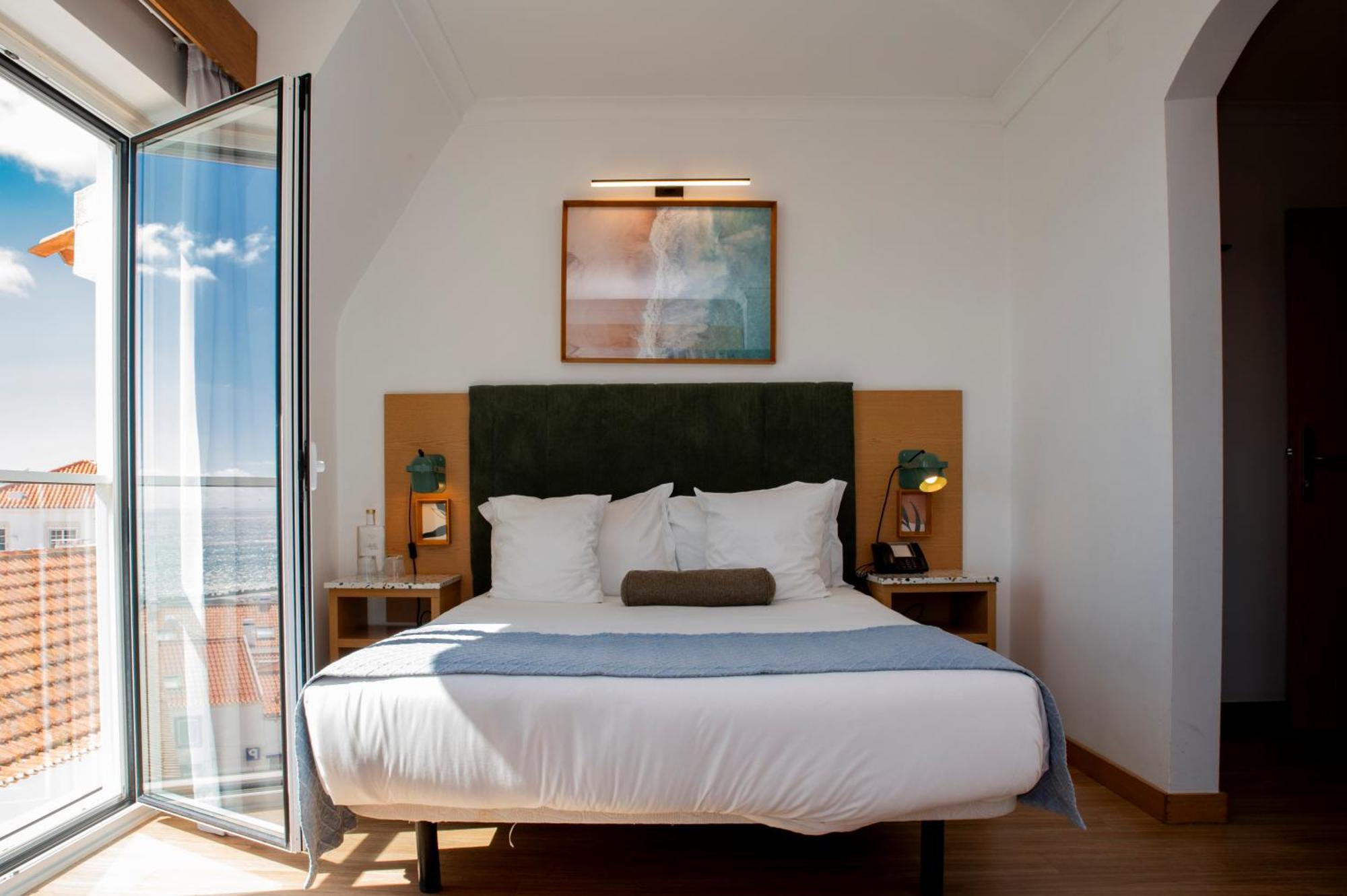 Double or Twin Room Sea View