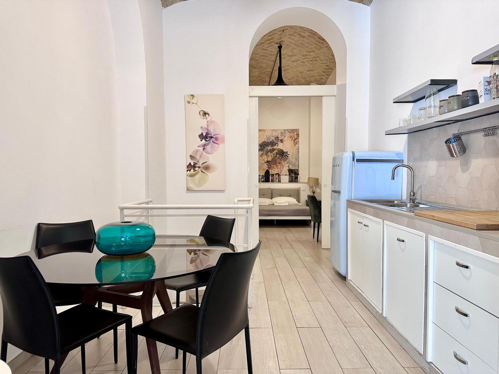One-Bedroom Loft Apartment Balcony