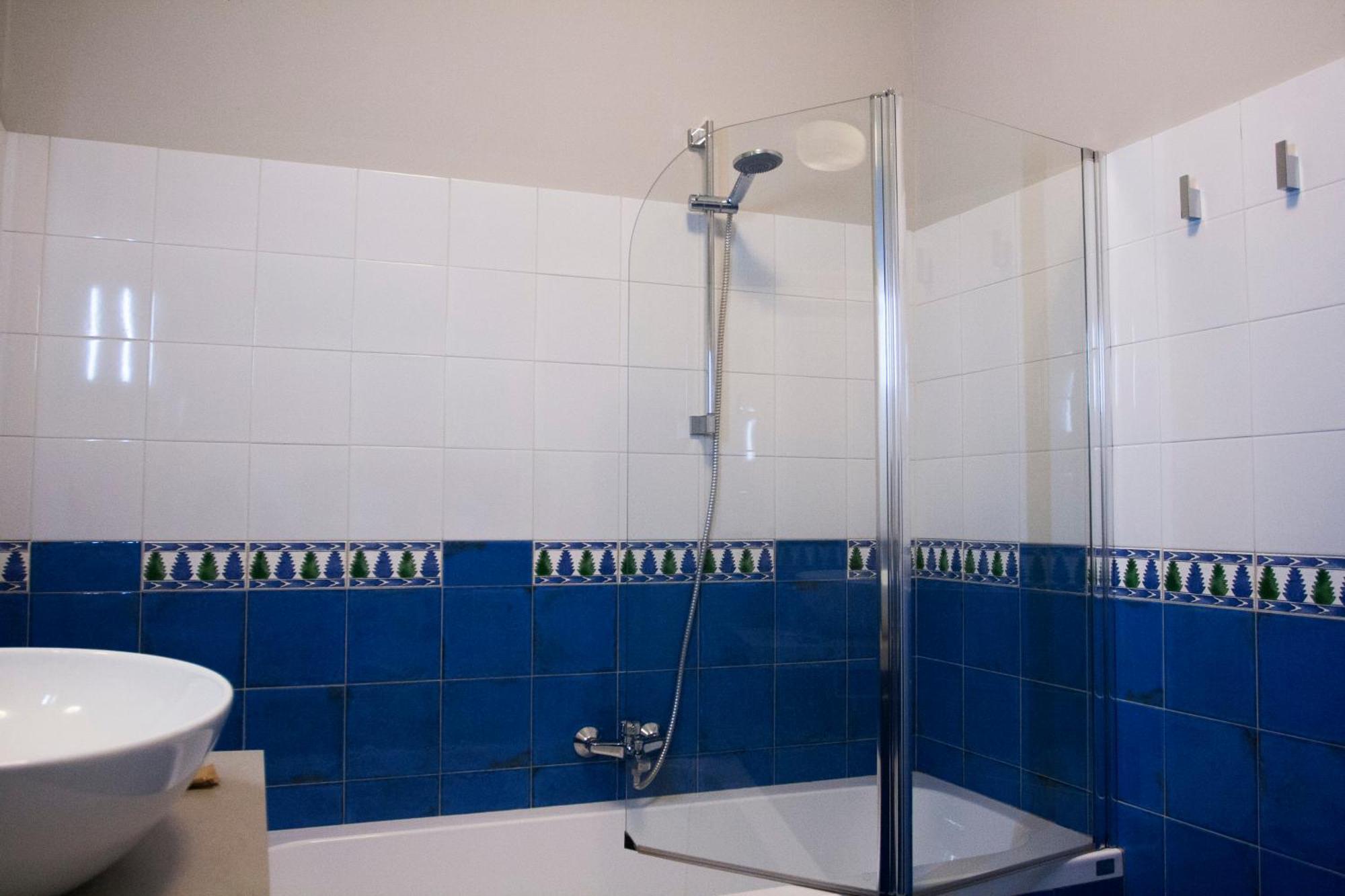 Quadruple Room Private External Bathroom