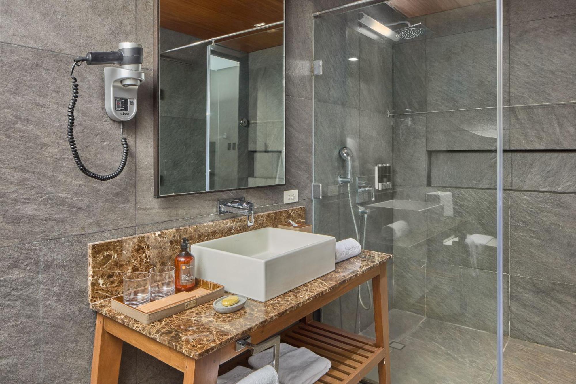 Bayview King Deluxe Room