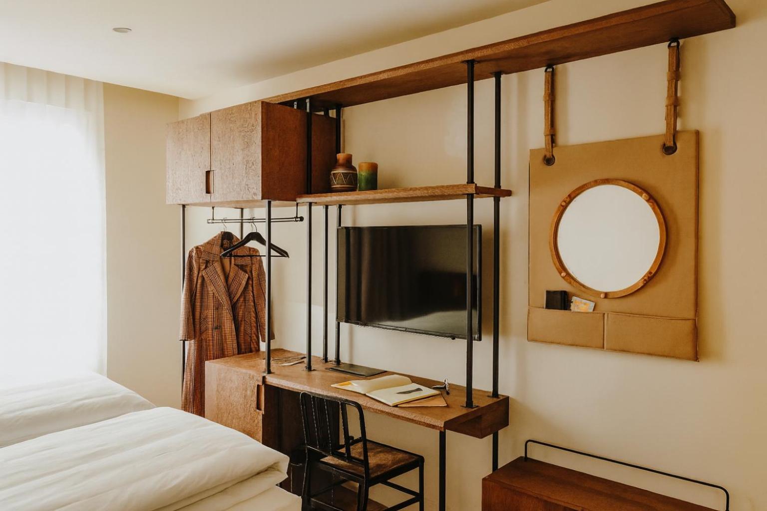 Deluxe Double or Twin Room City View