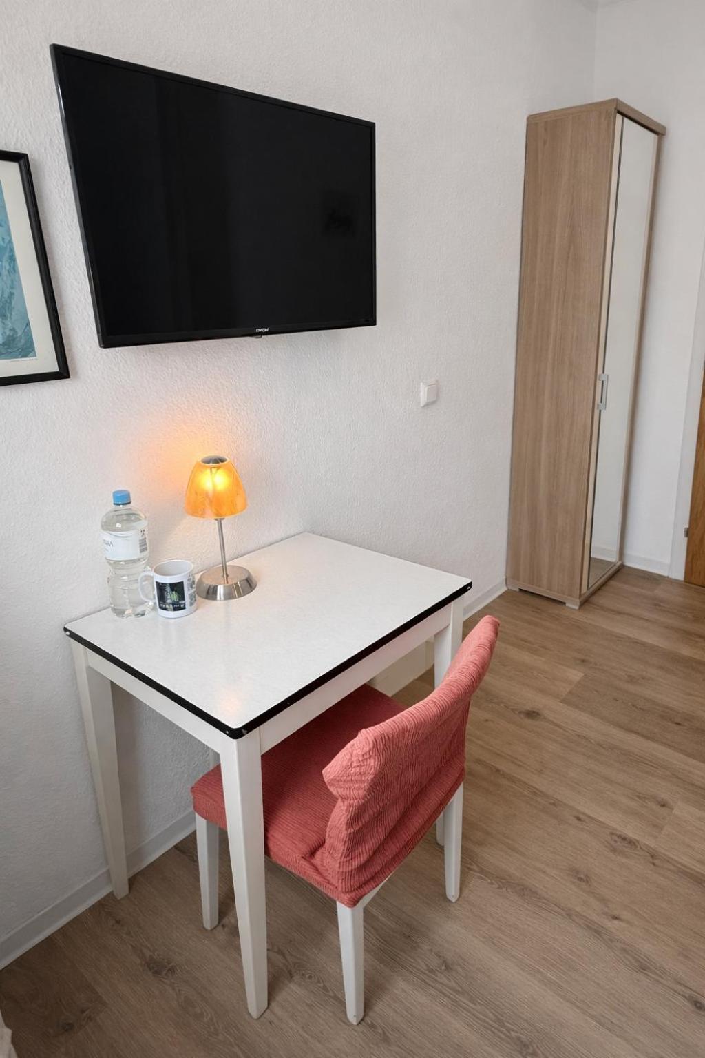 Einzelzimmer mit Bad