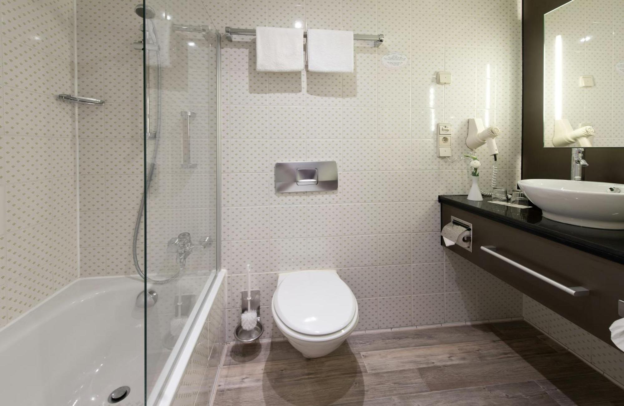 Comfort Double or Twin Room