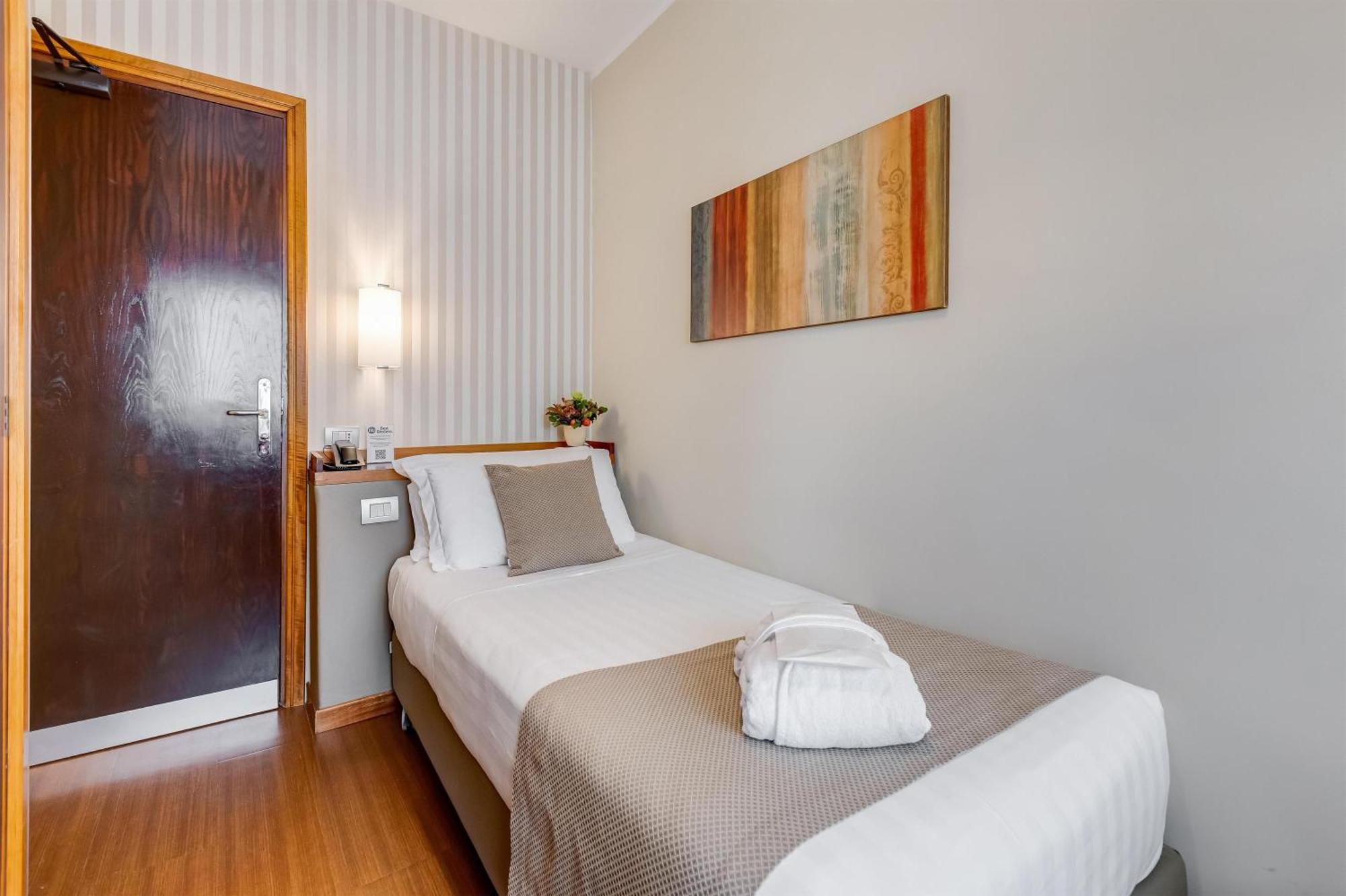 Classic Single Room