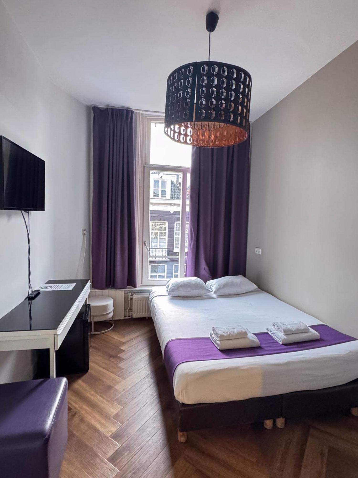 Basic Double Room