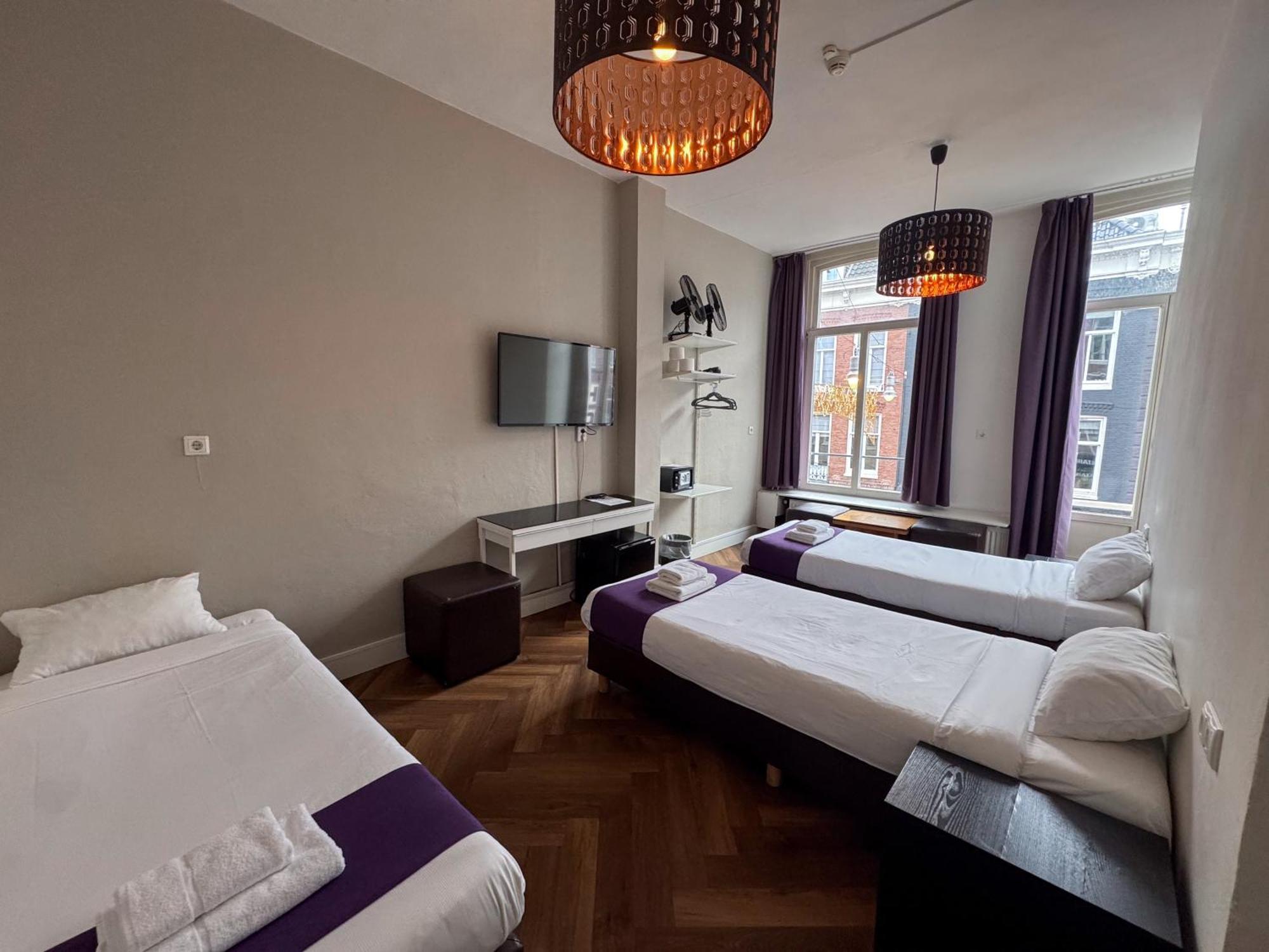 Economy Triple Room
