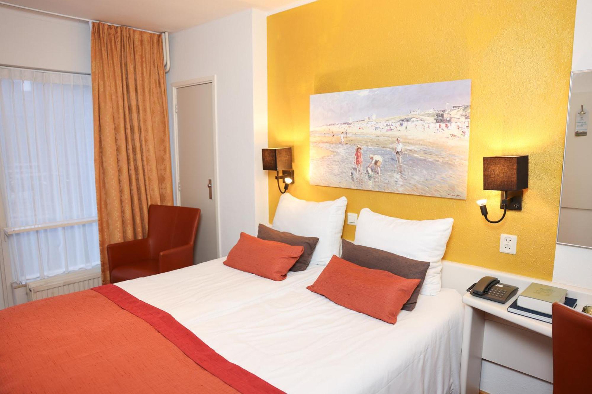 Compact Double Room