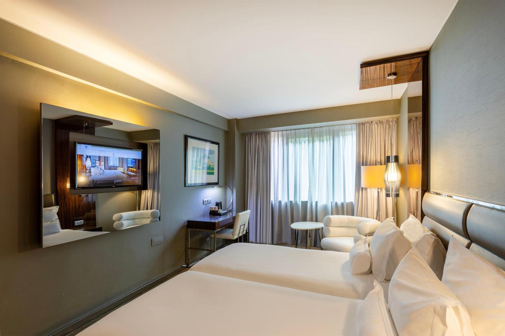 Deluxe Premier Twin Room
