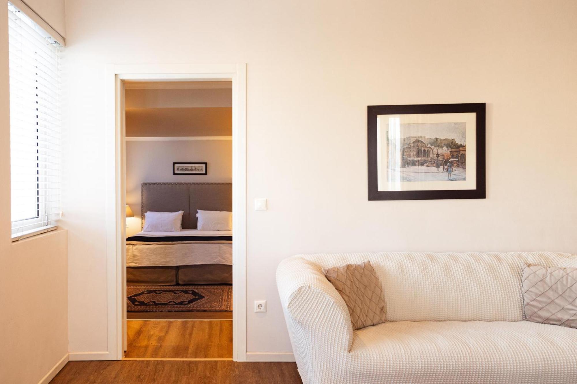 Deluxe King Suite Balcony