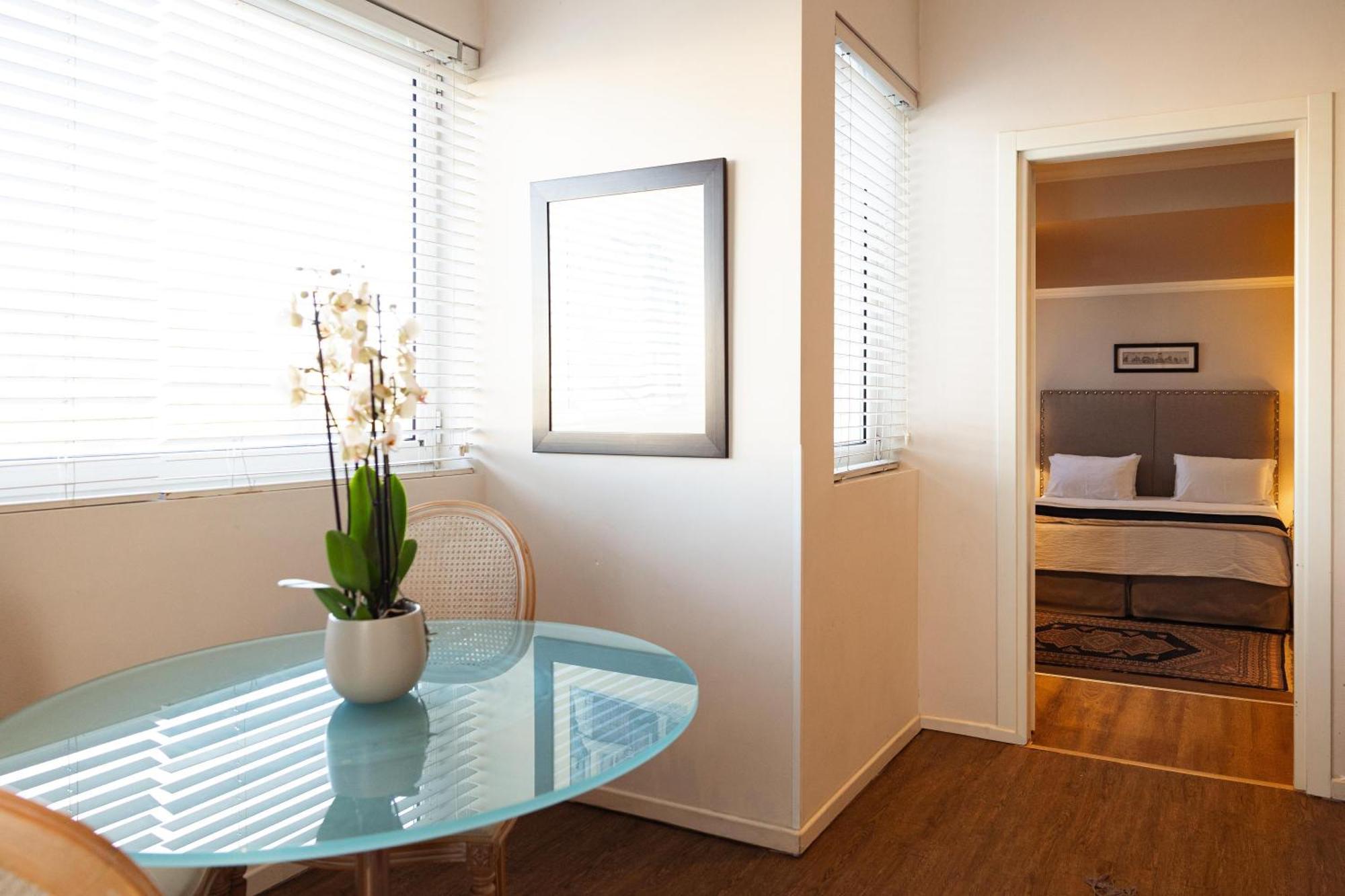 Deluxe King Suite Balcony