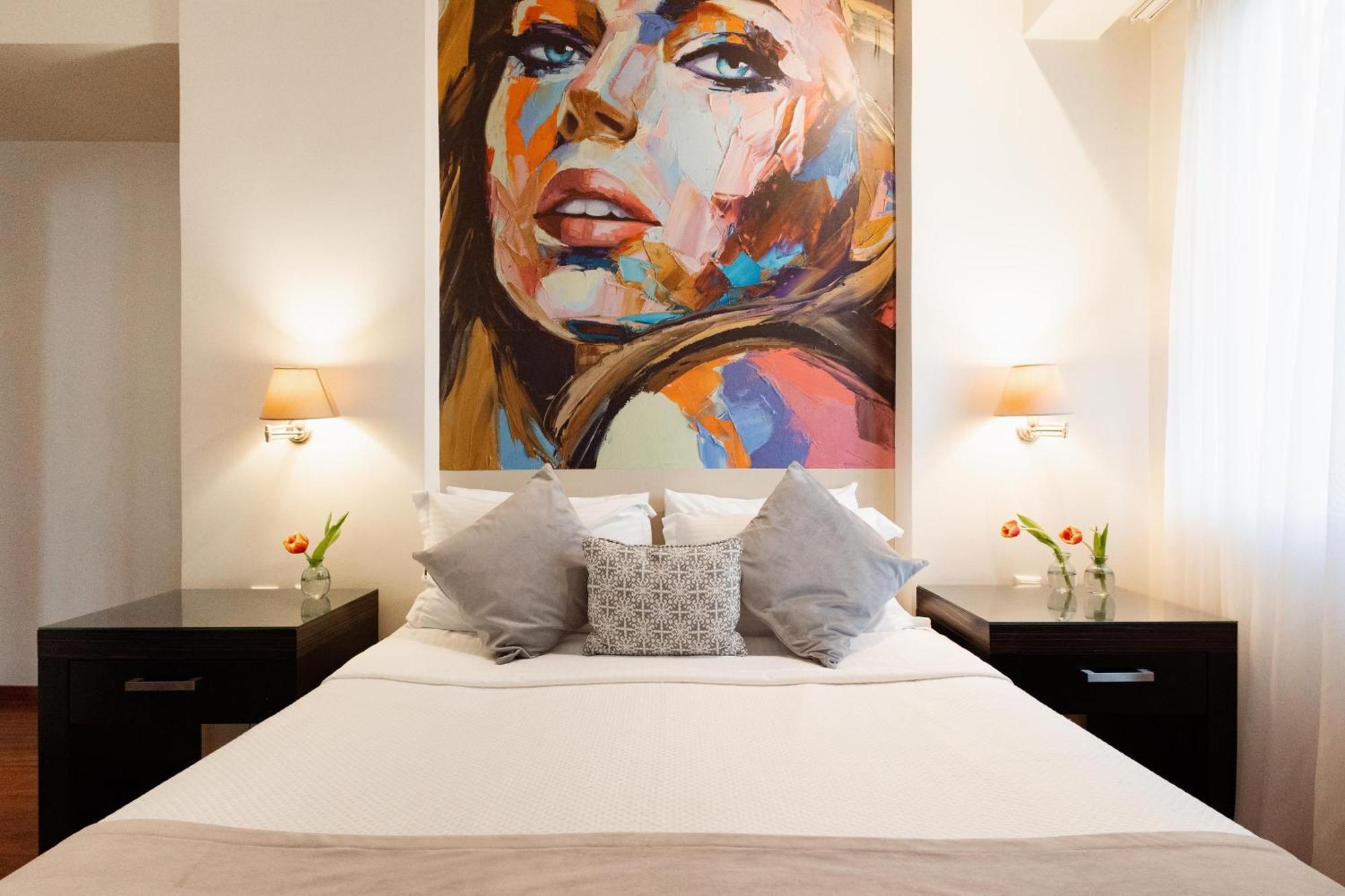 Junior King Suite