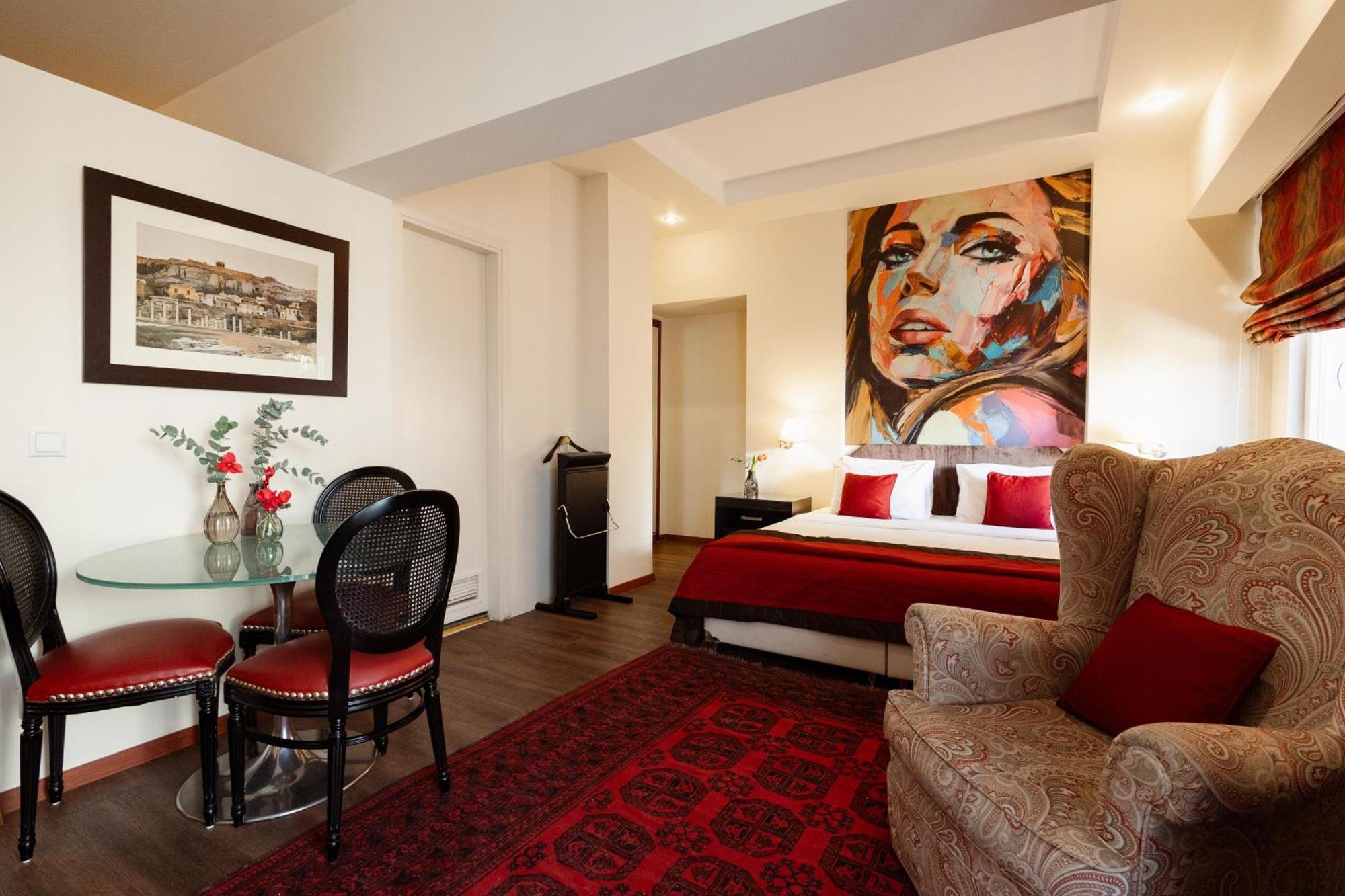 Junior King Suite