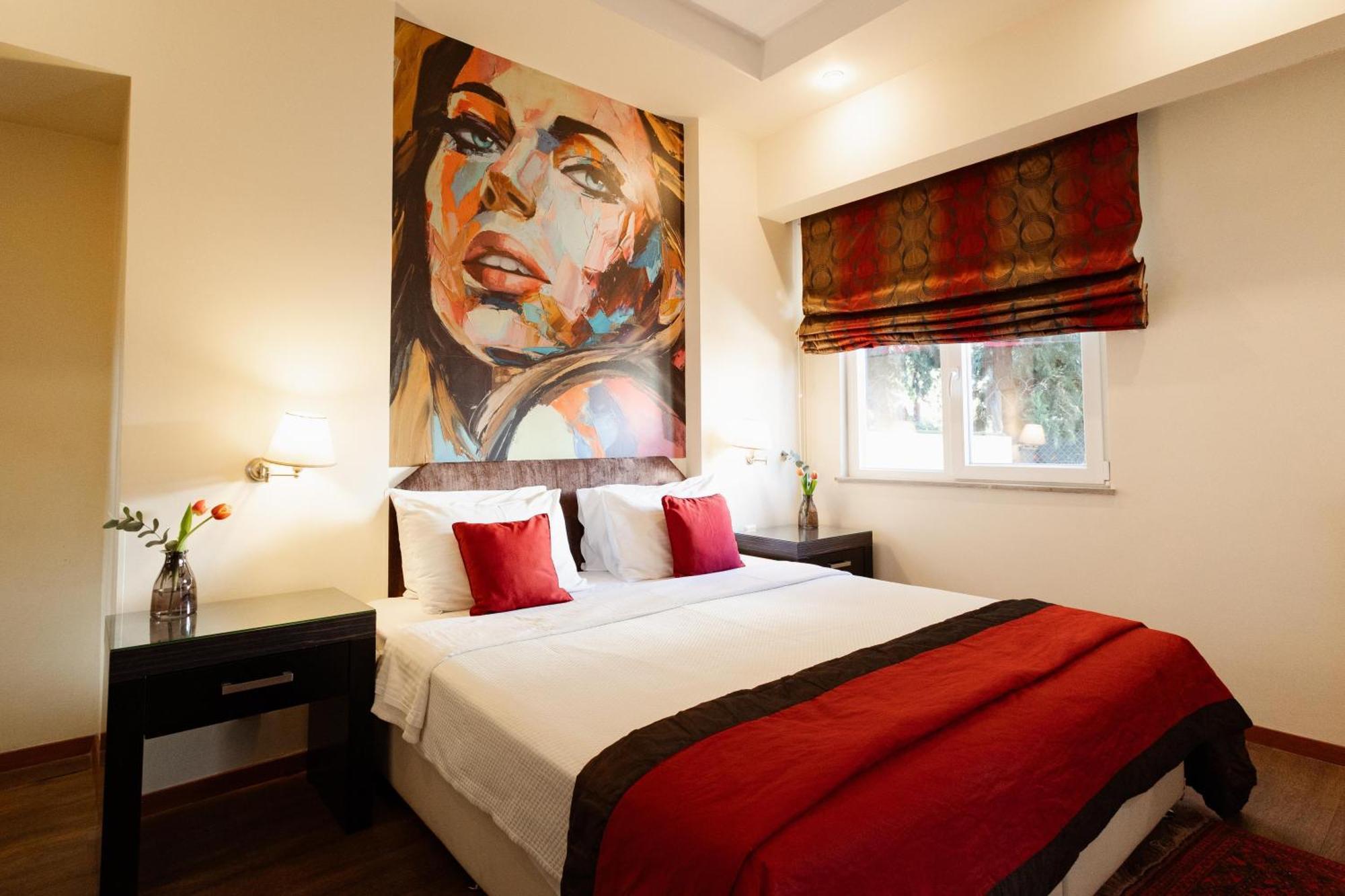 Junior King Suite