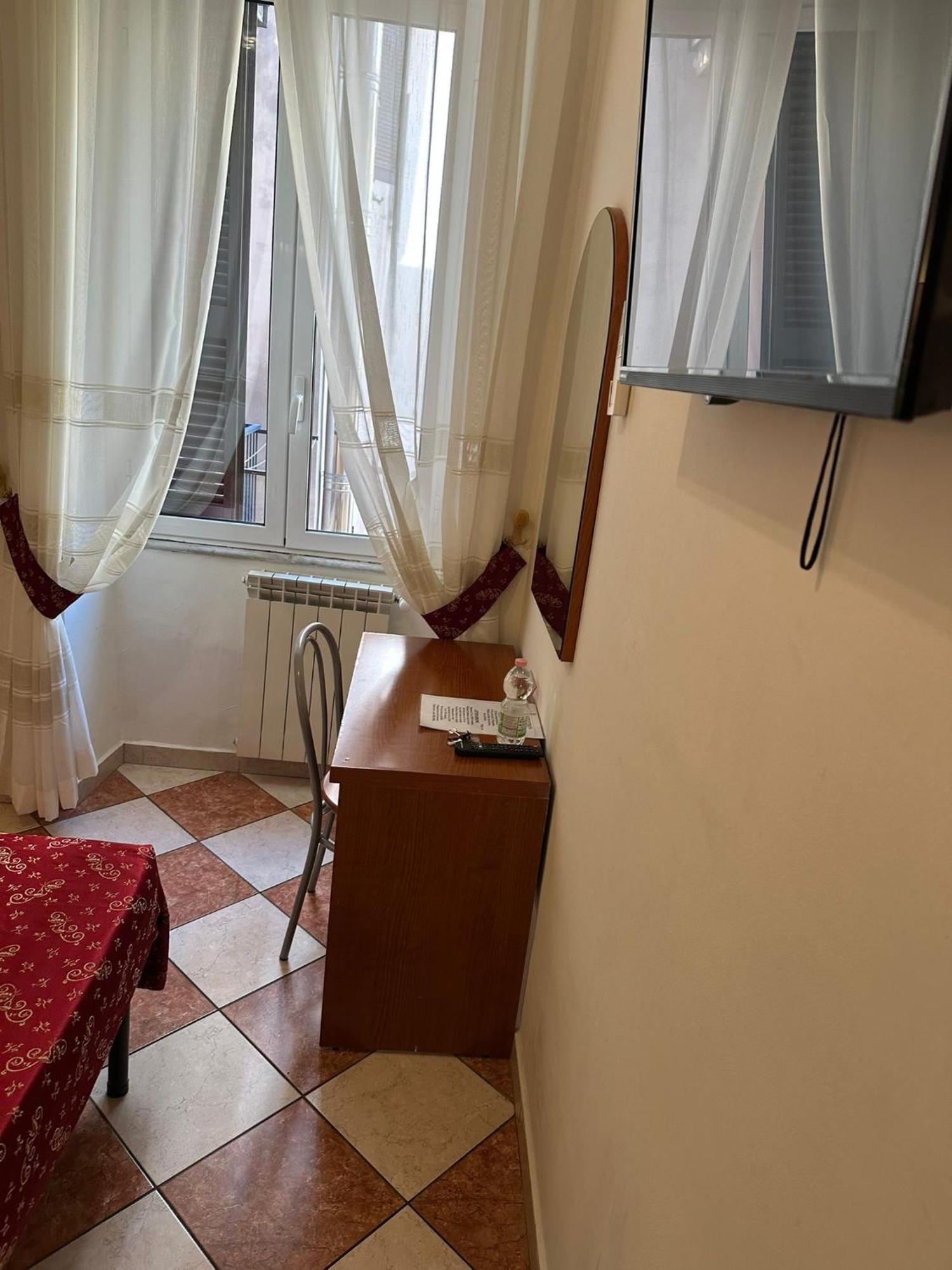 Single Room Private Bathroom