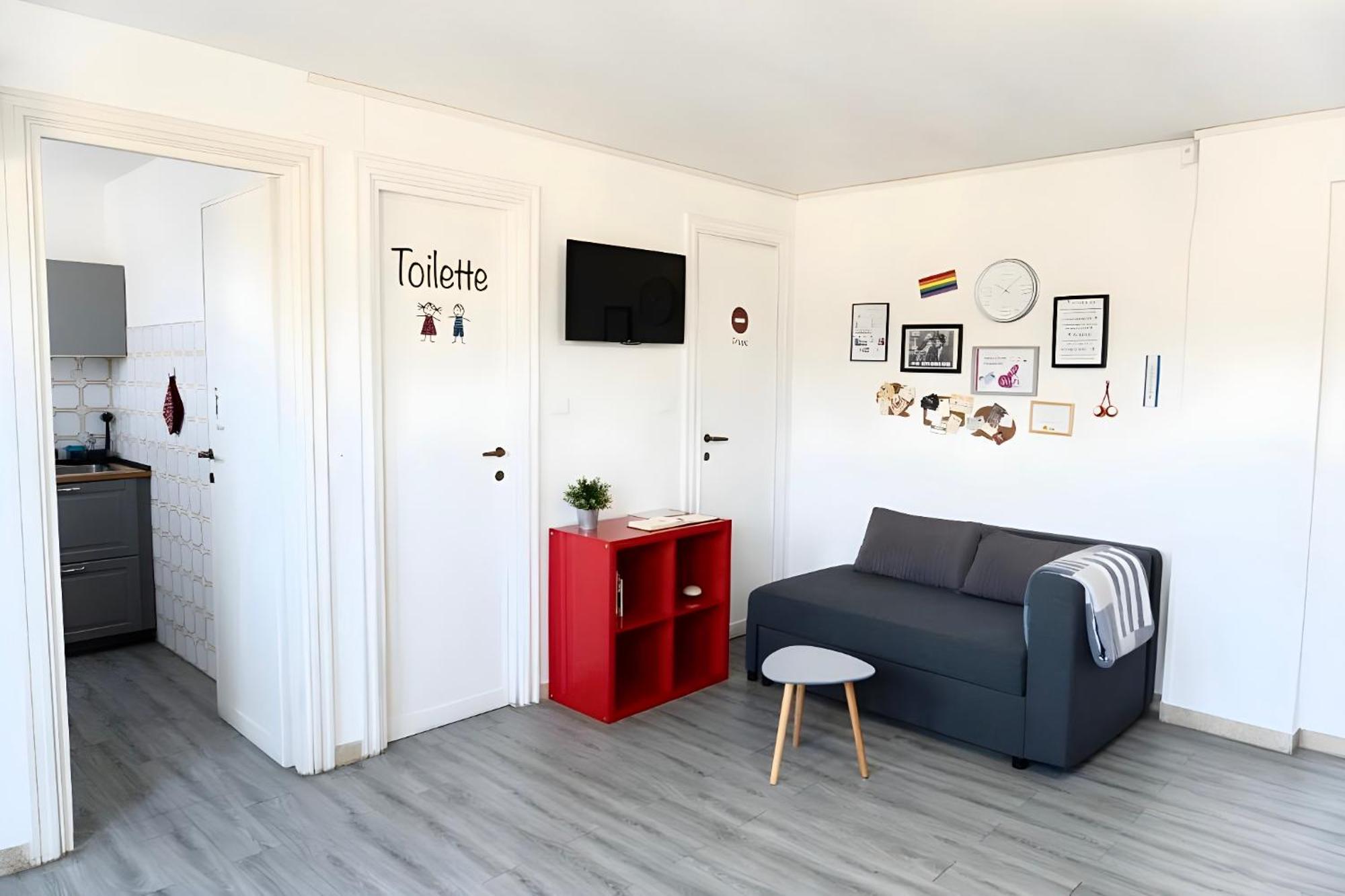 Penthouse One-Bedroom Apartment