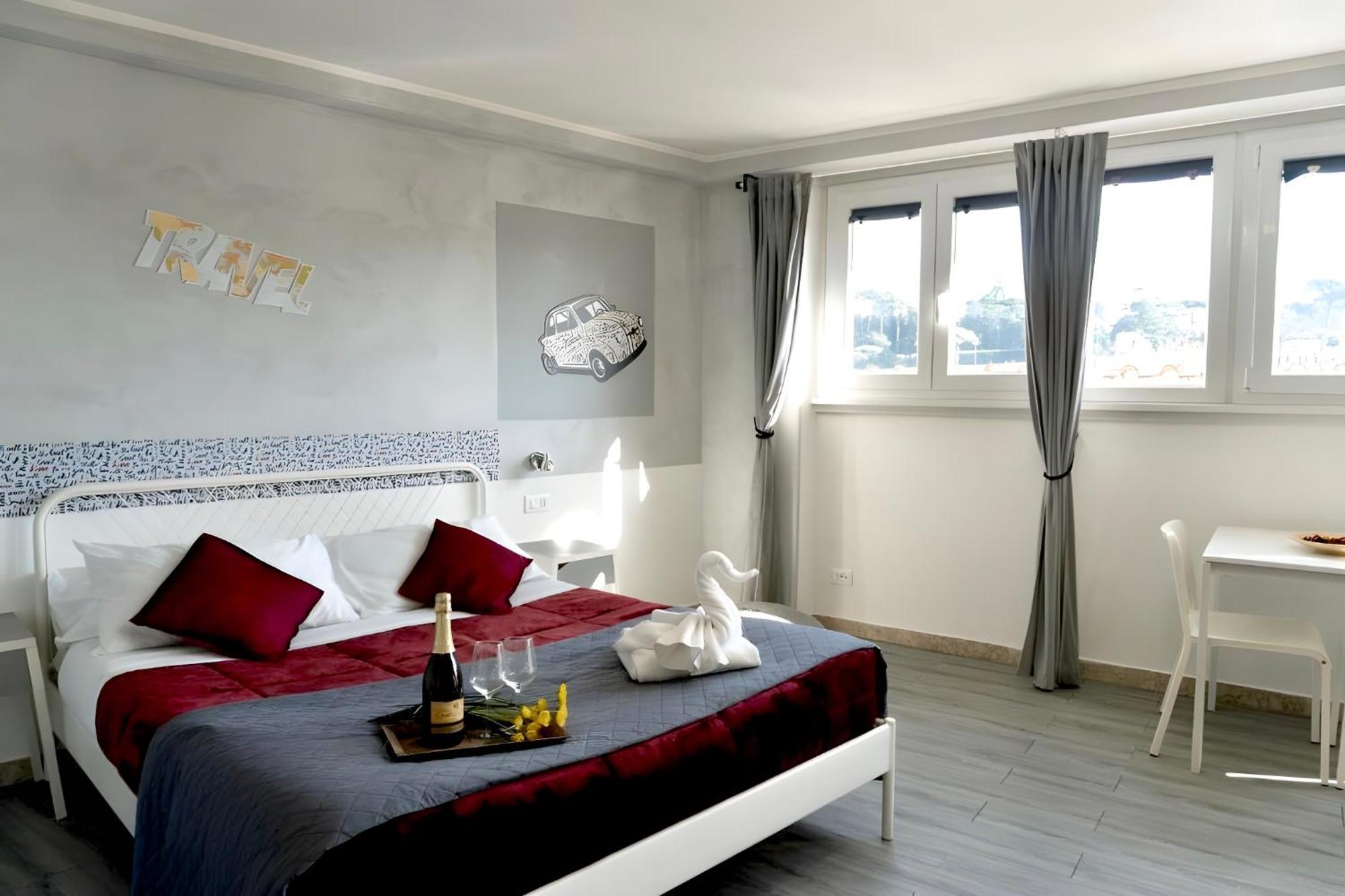 Penthouse One-Bedroom Apartment