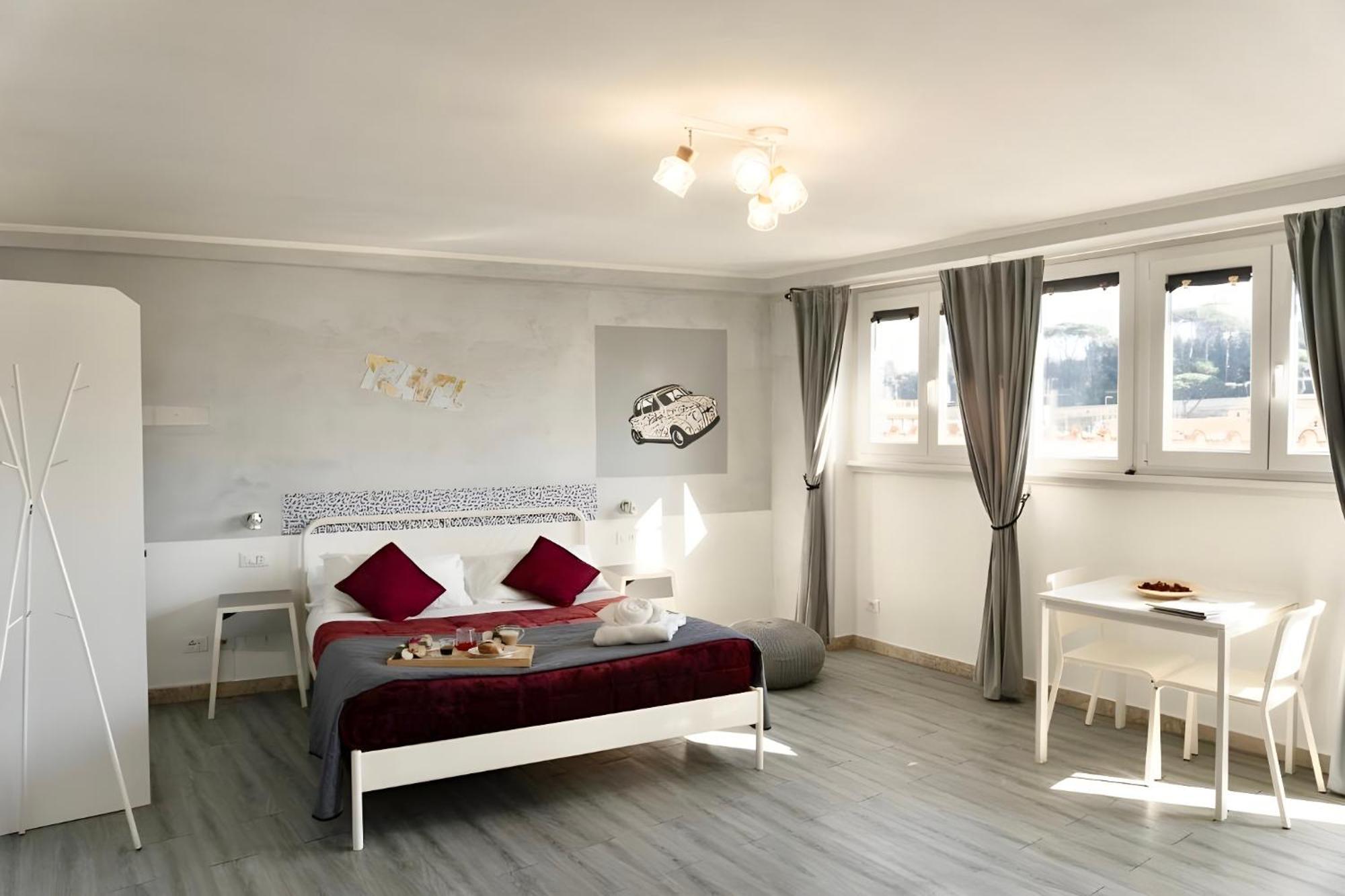 Penthouse One-Bedroom Apartment