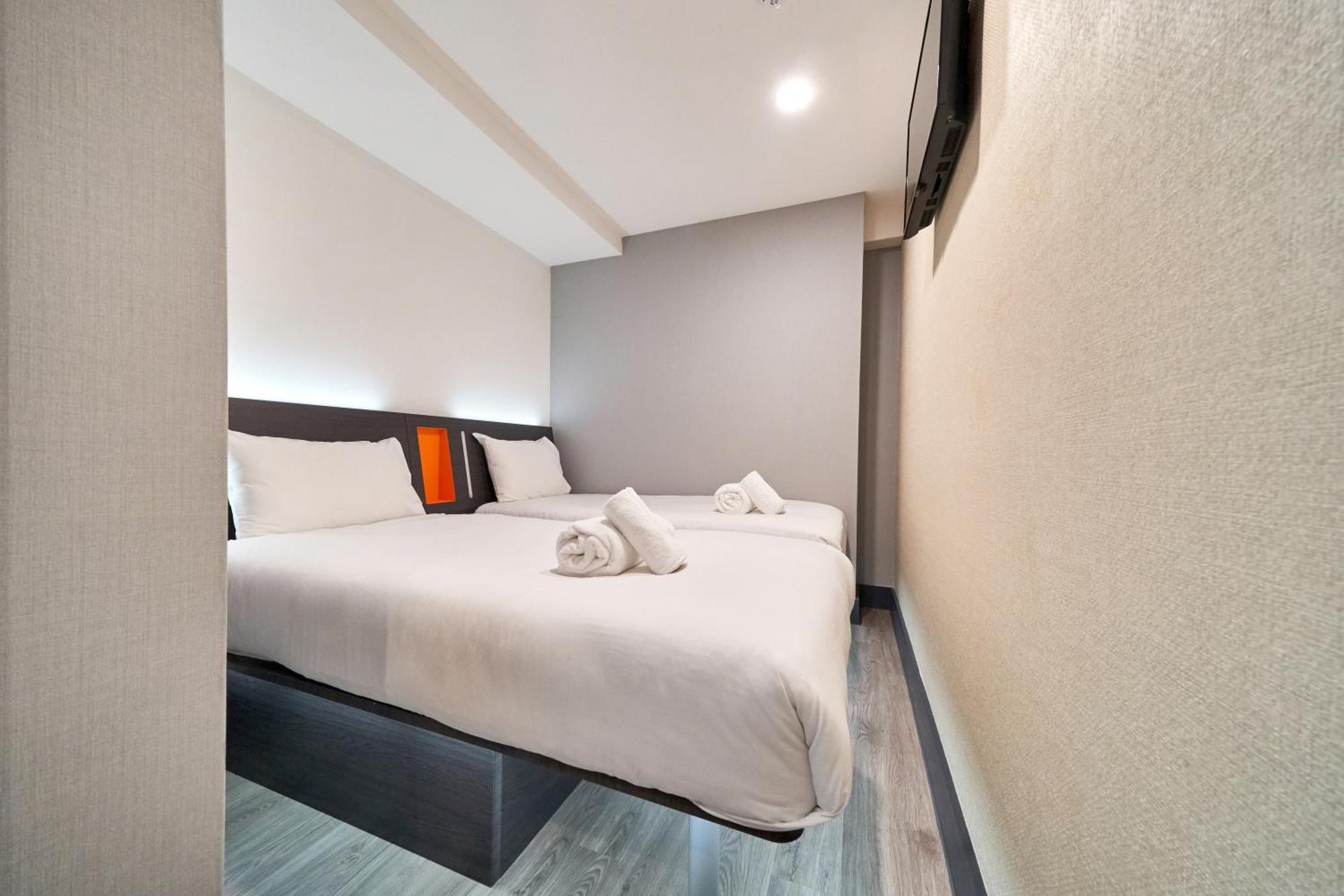 Twin Room without Window