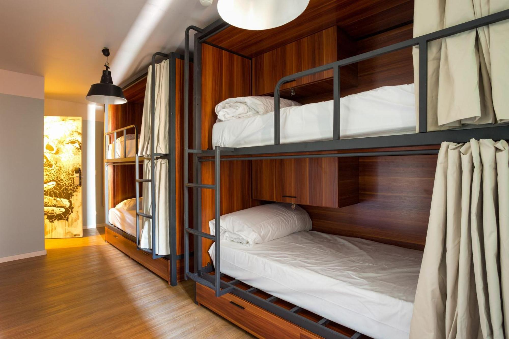 Cama em Dormitório com 4 Camas