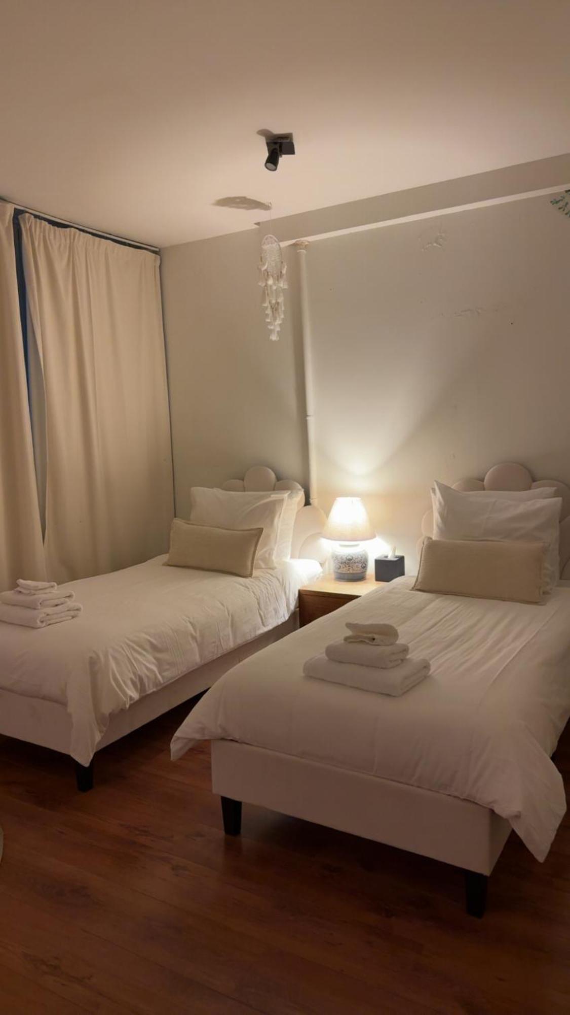 Twin Room Private Bathroom