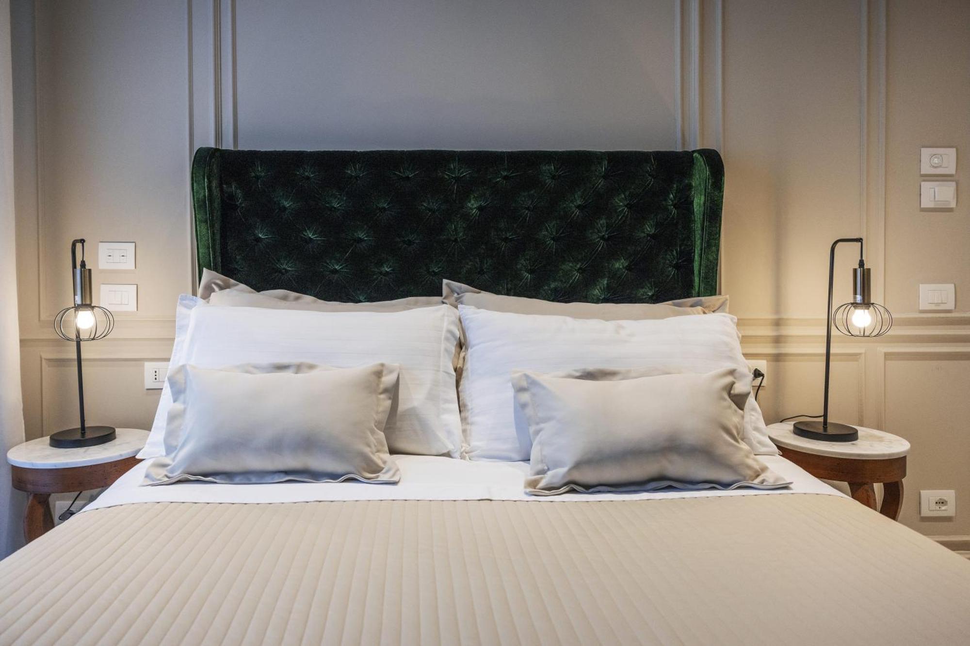 King Suite Spa Bath