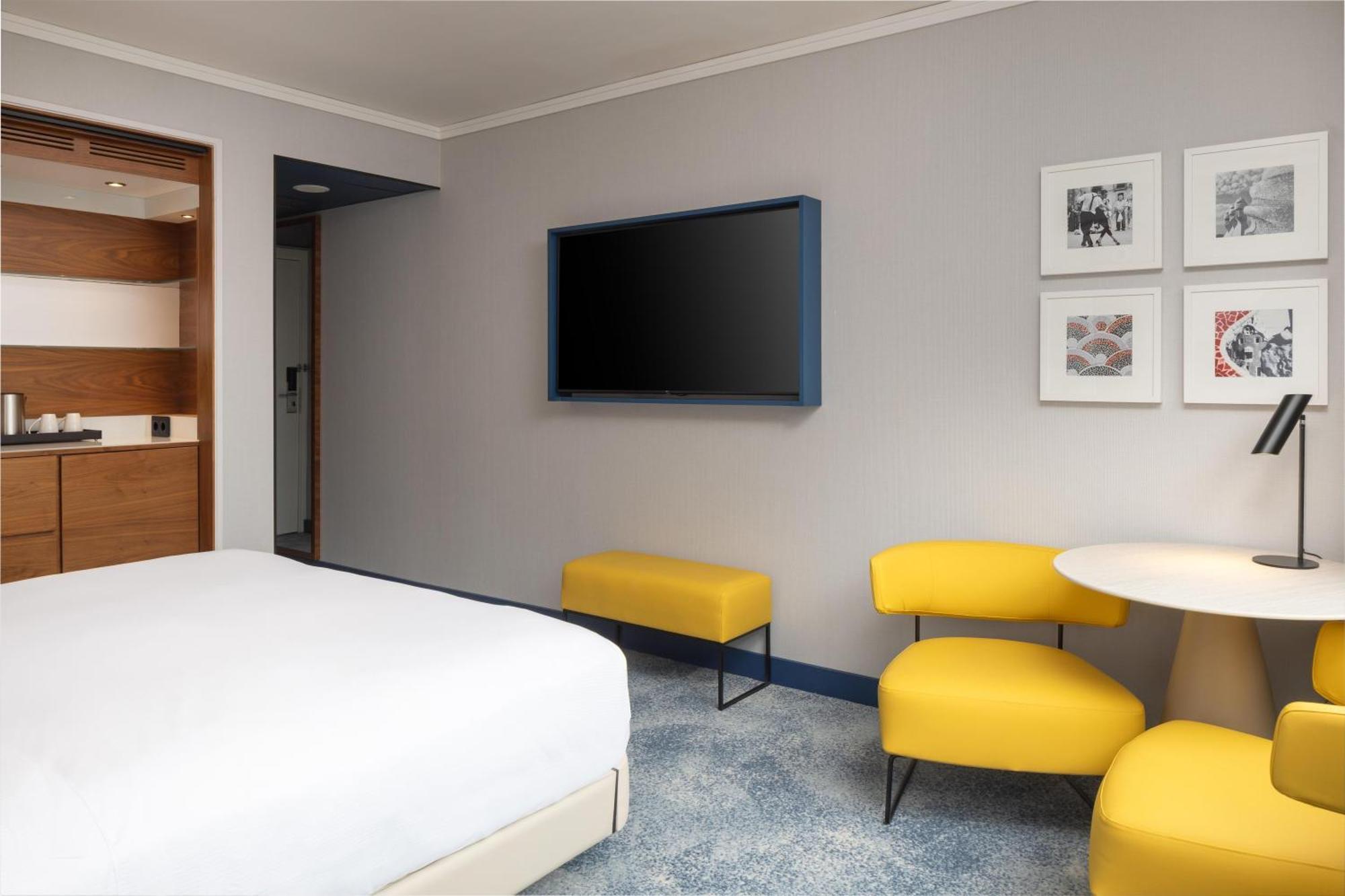 King Guest Room