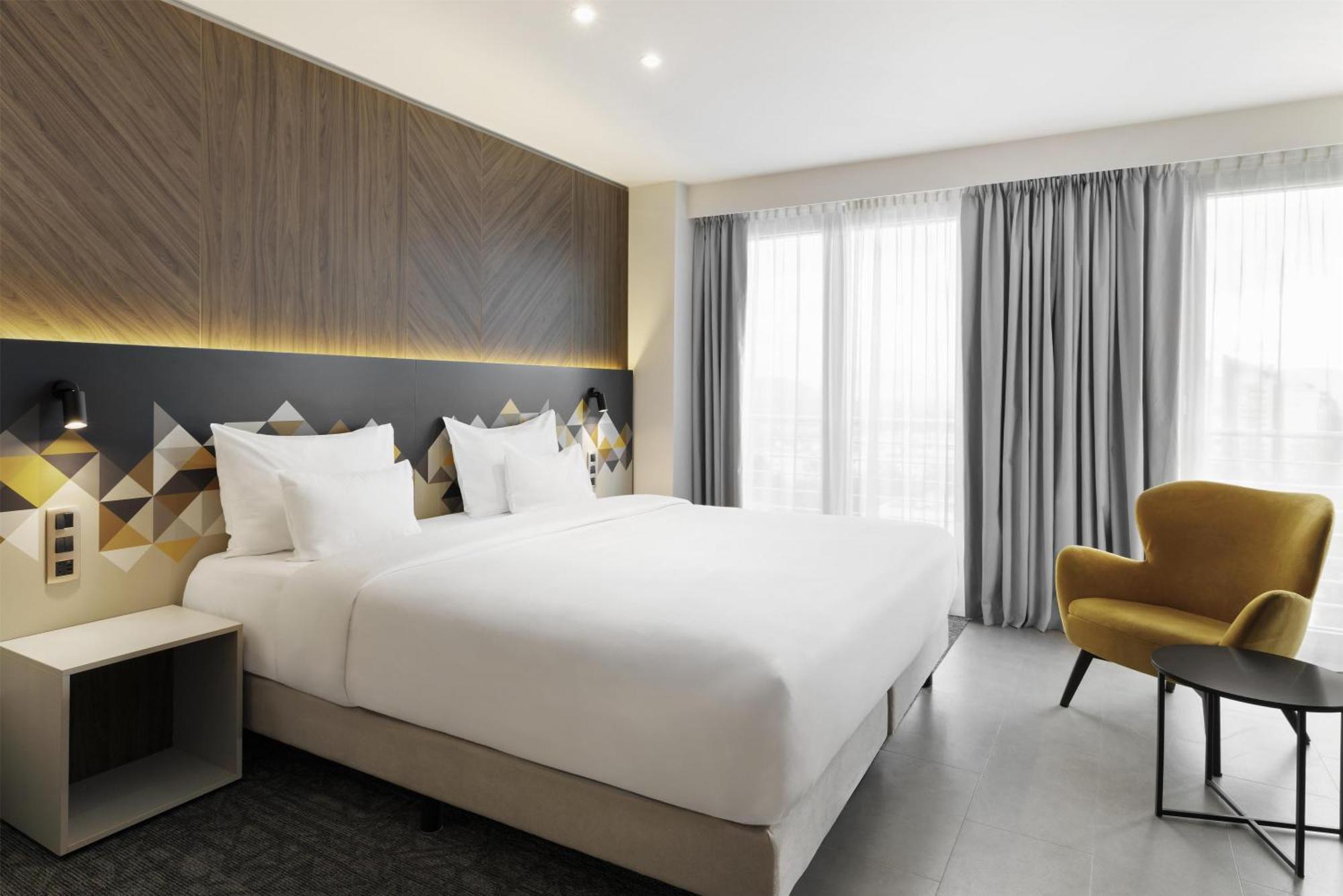 King Guest Room