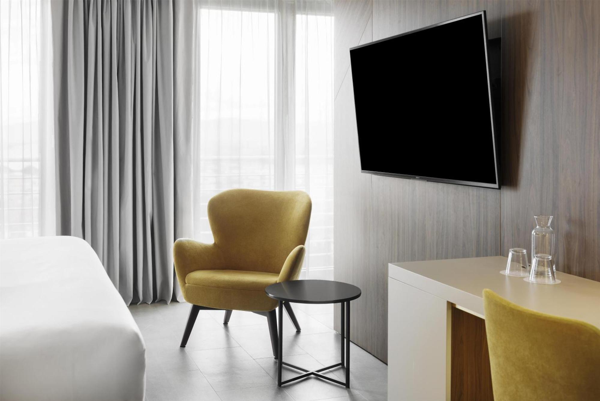 King Guest Room