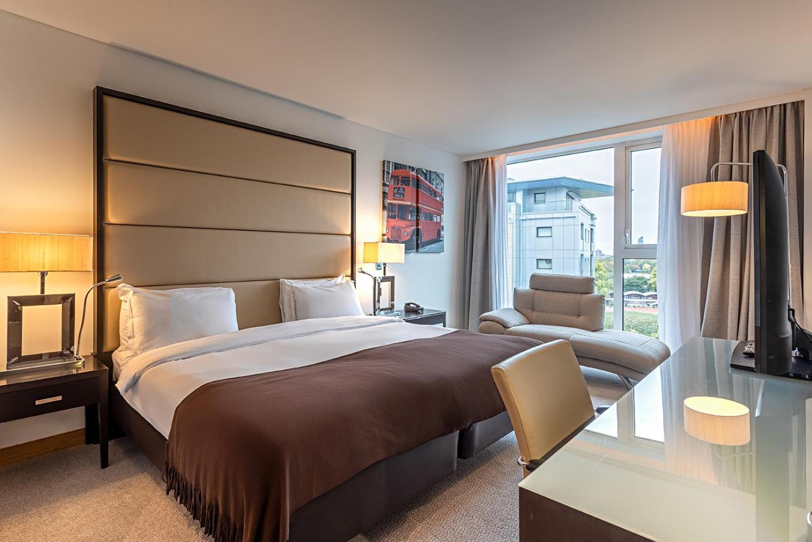 Quarto Premium com Cama King-size
