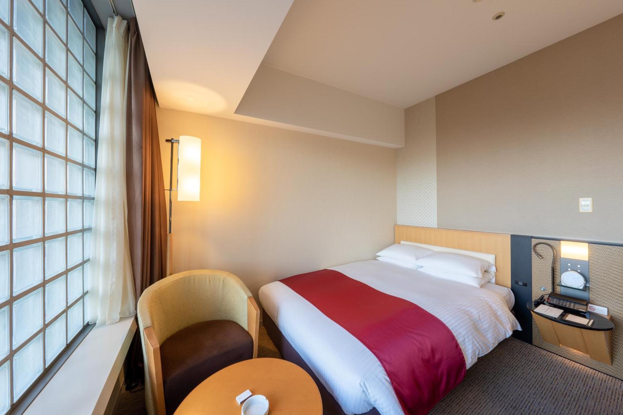 Chambre Semi-Double - Non-Fumeurs
