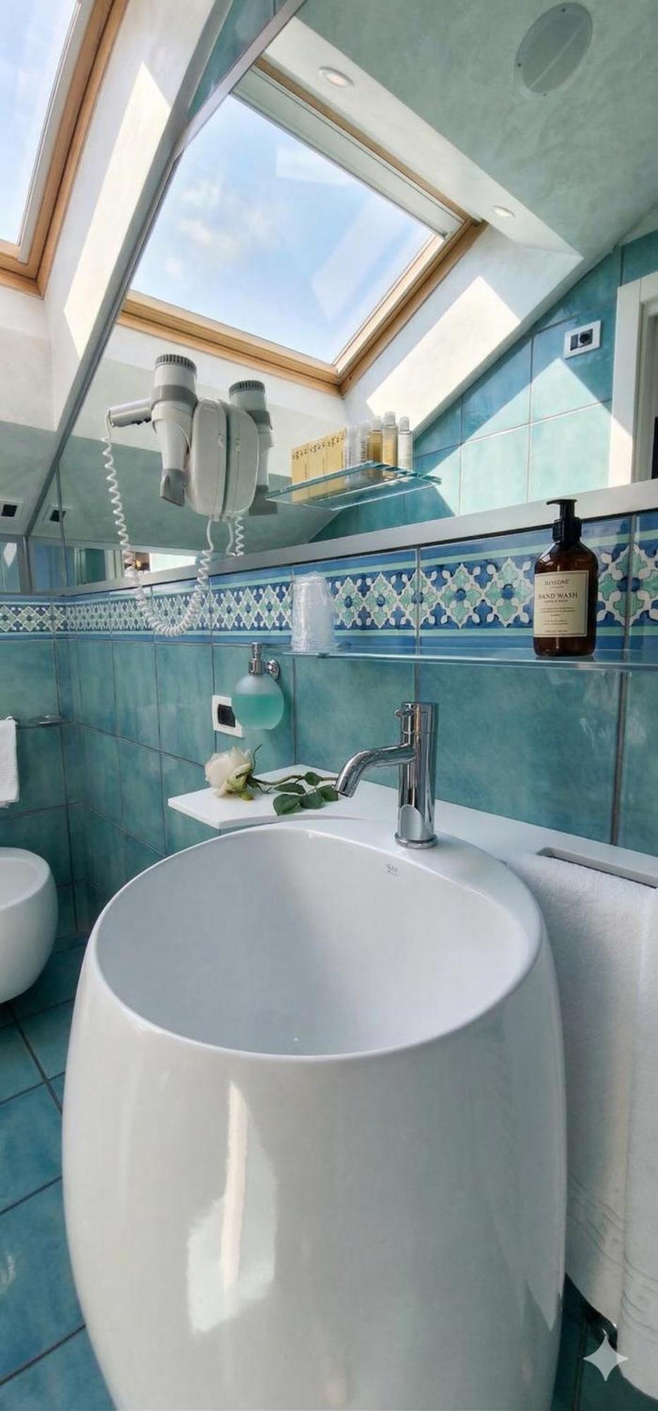 Deluxe Double or Twin Room Spa Bath