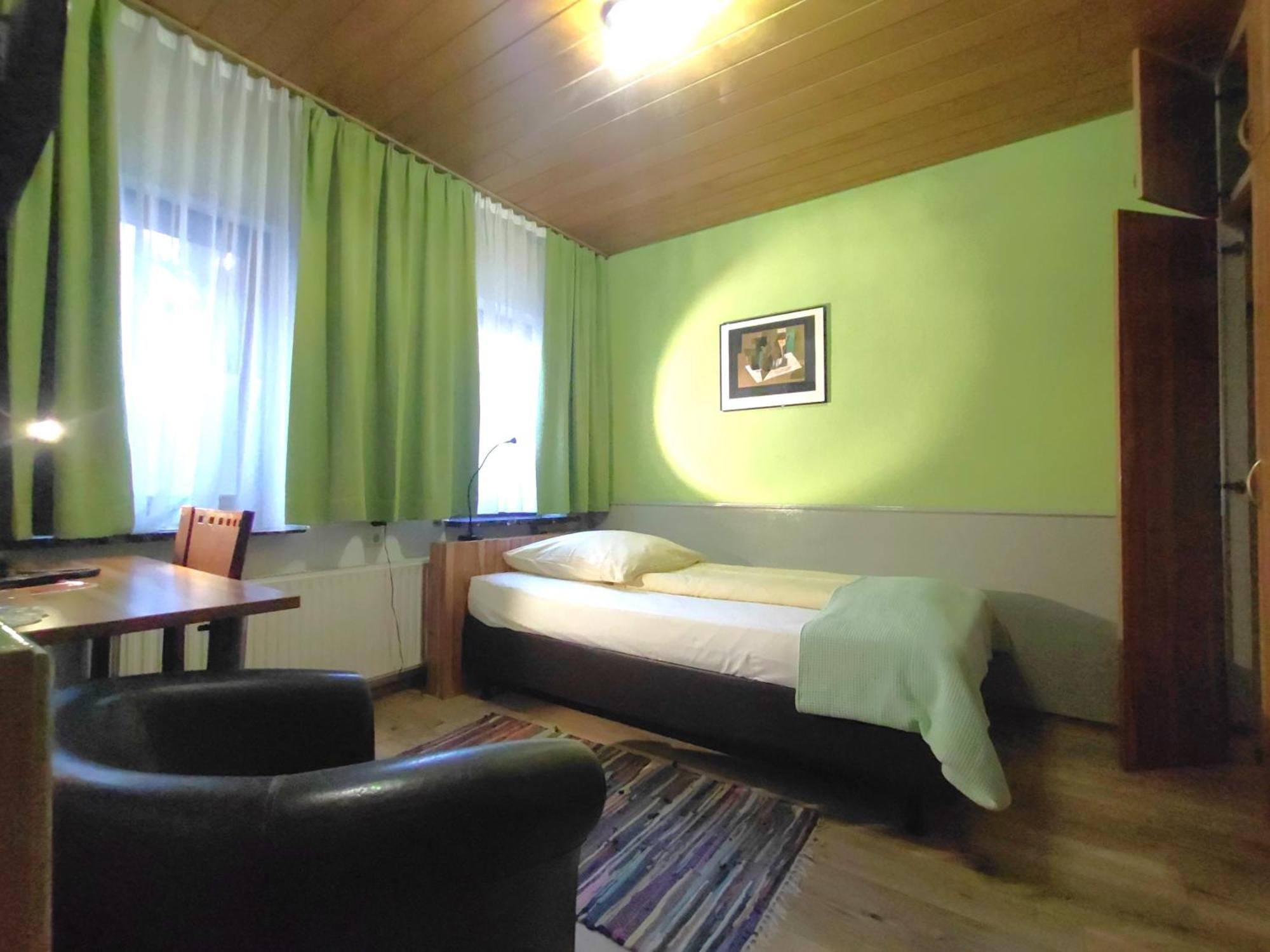 Comfort Single Room