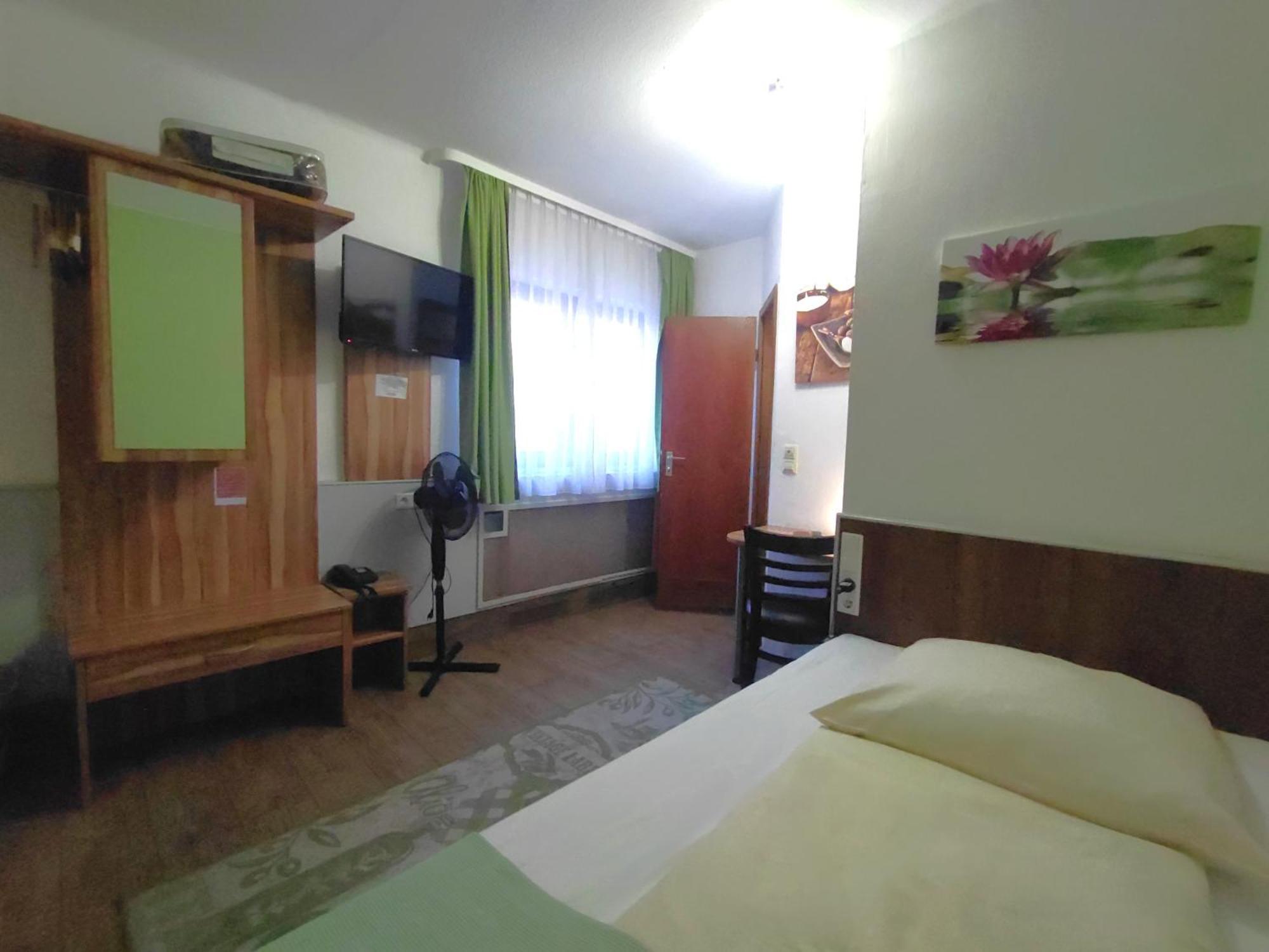 Comfort Single Room