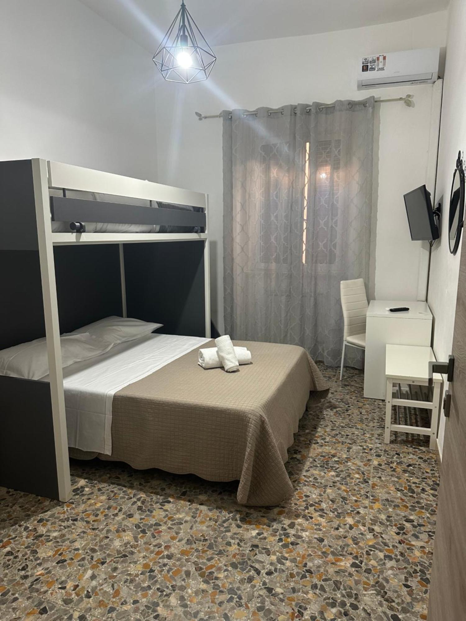 Large Double Room
