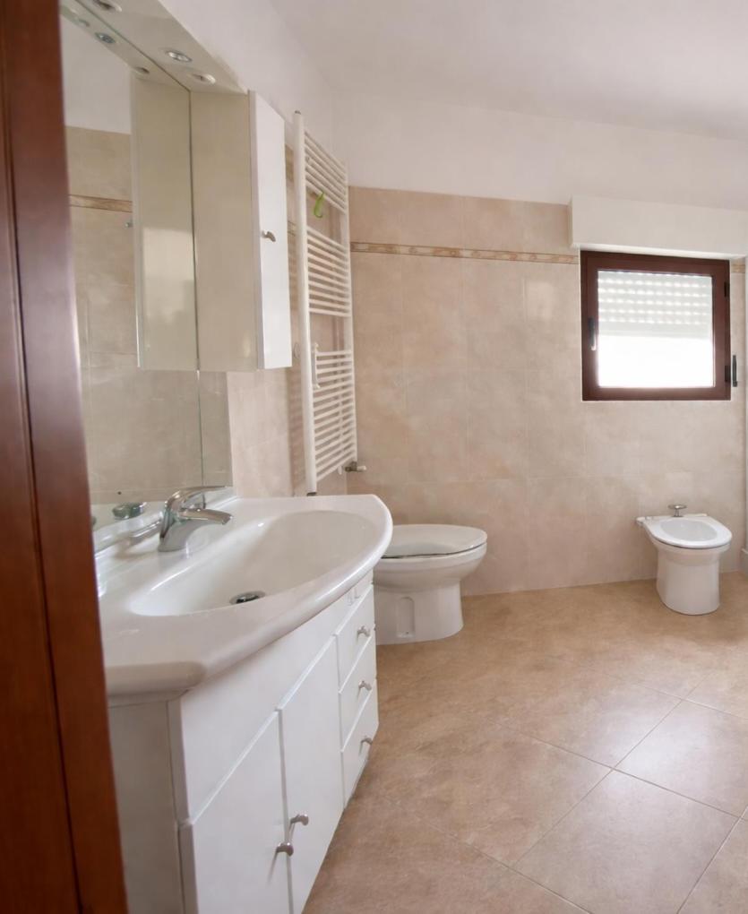 Superior Apartment,1765763019:JPEG
