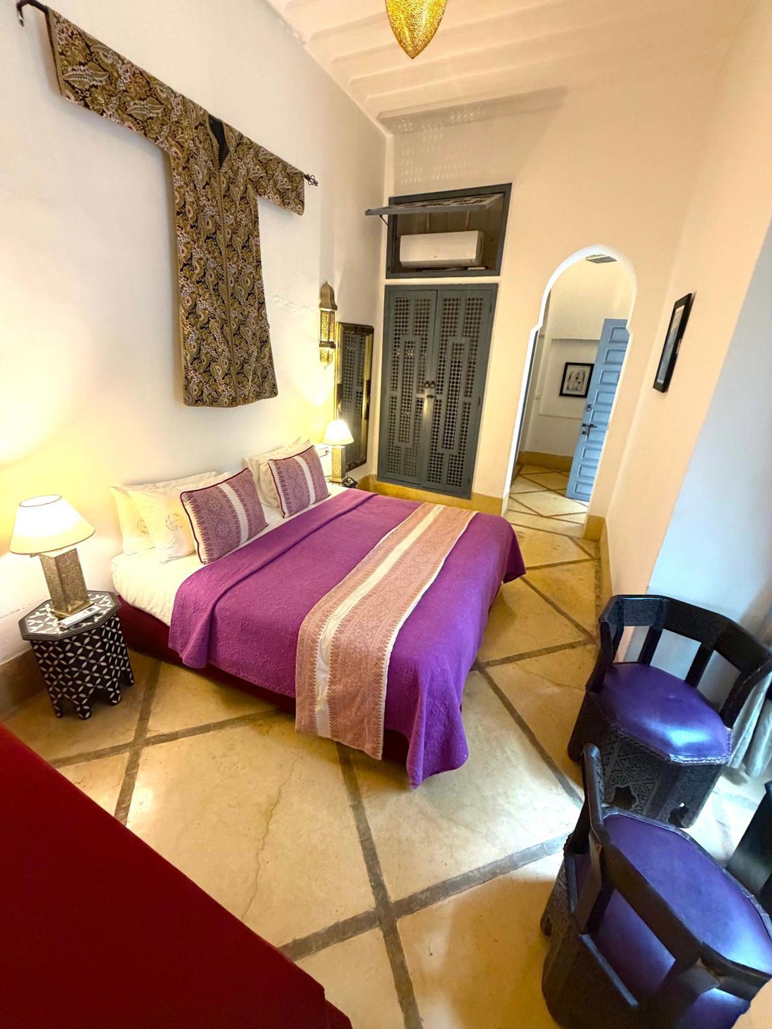 Large Deluxe Double or Twin Room