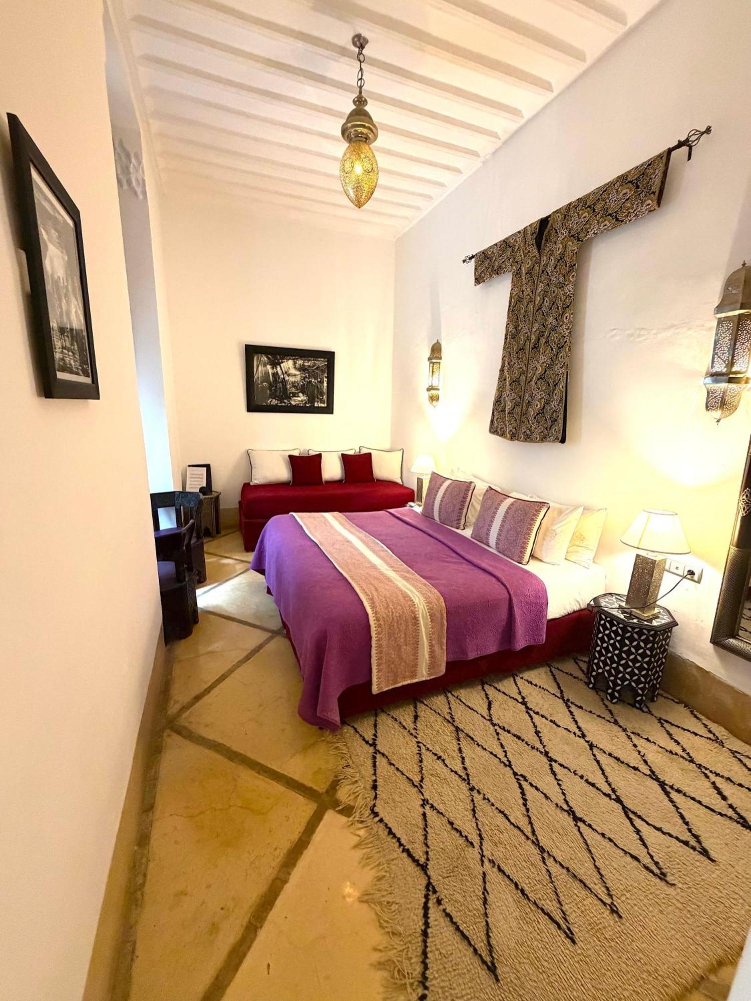 Large Deluxe Double or Twin Room