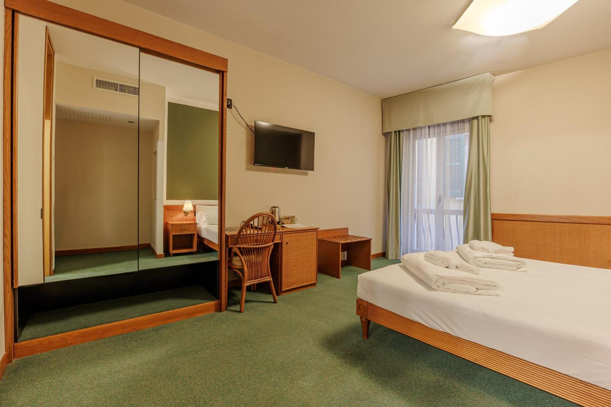 Economy Double Room