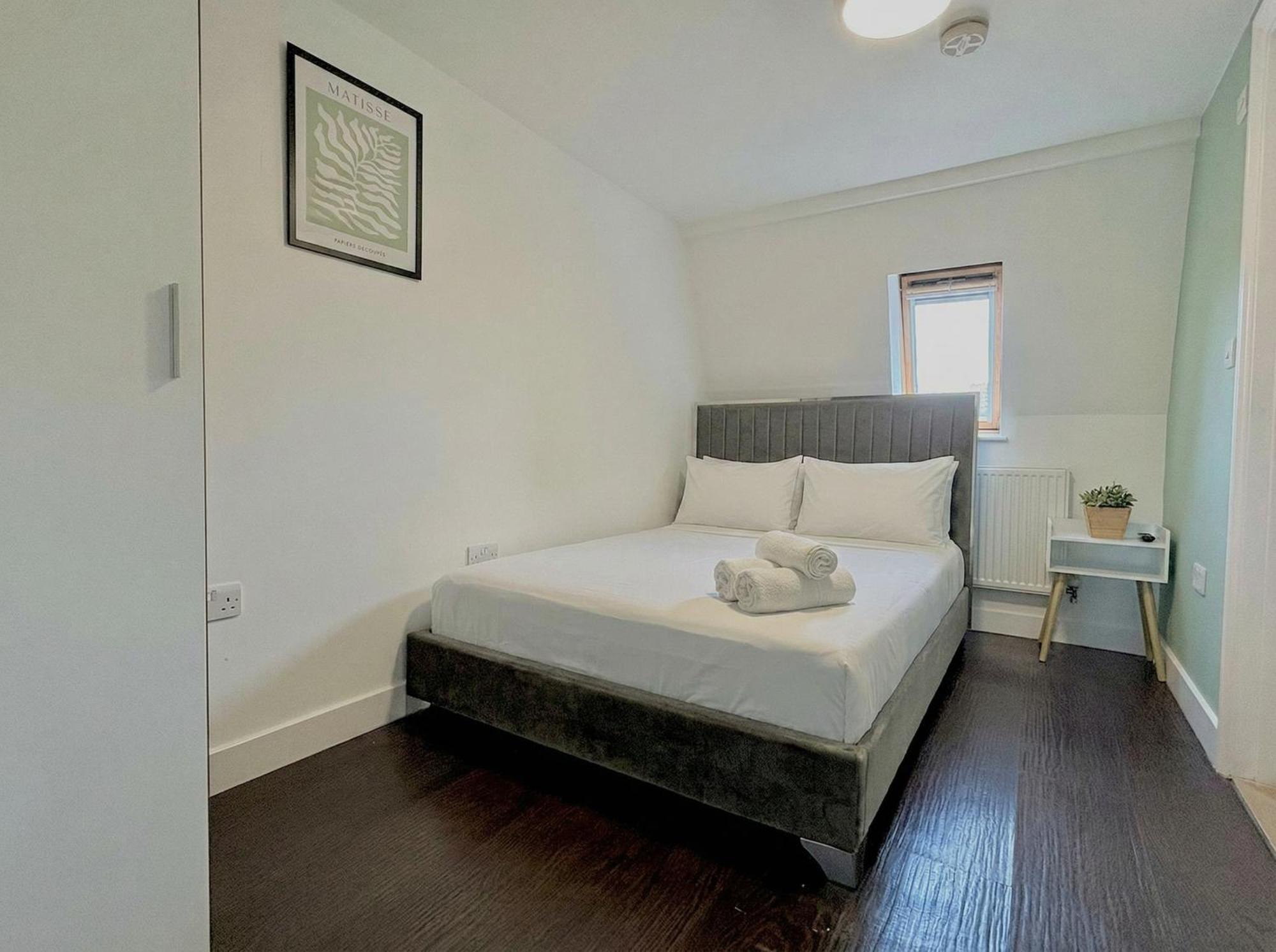 Double Room Private Bathroom