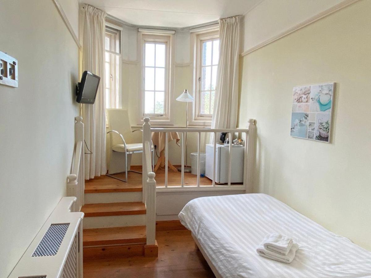 Single Room Sea View