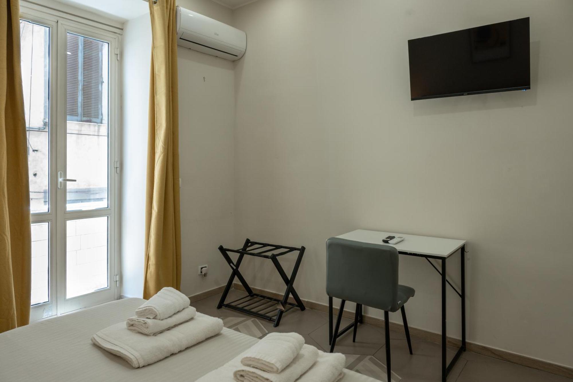 Quadruple Room Private Bathroom