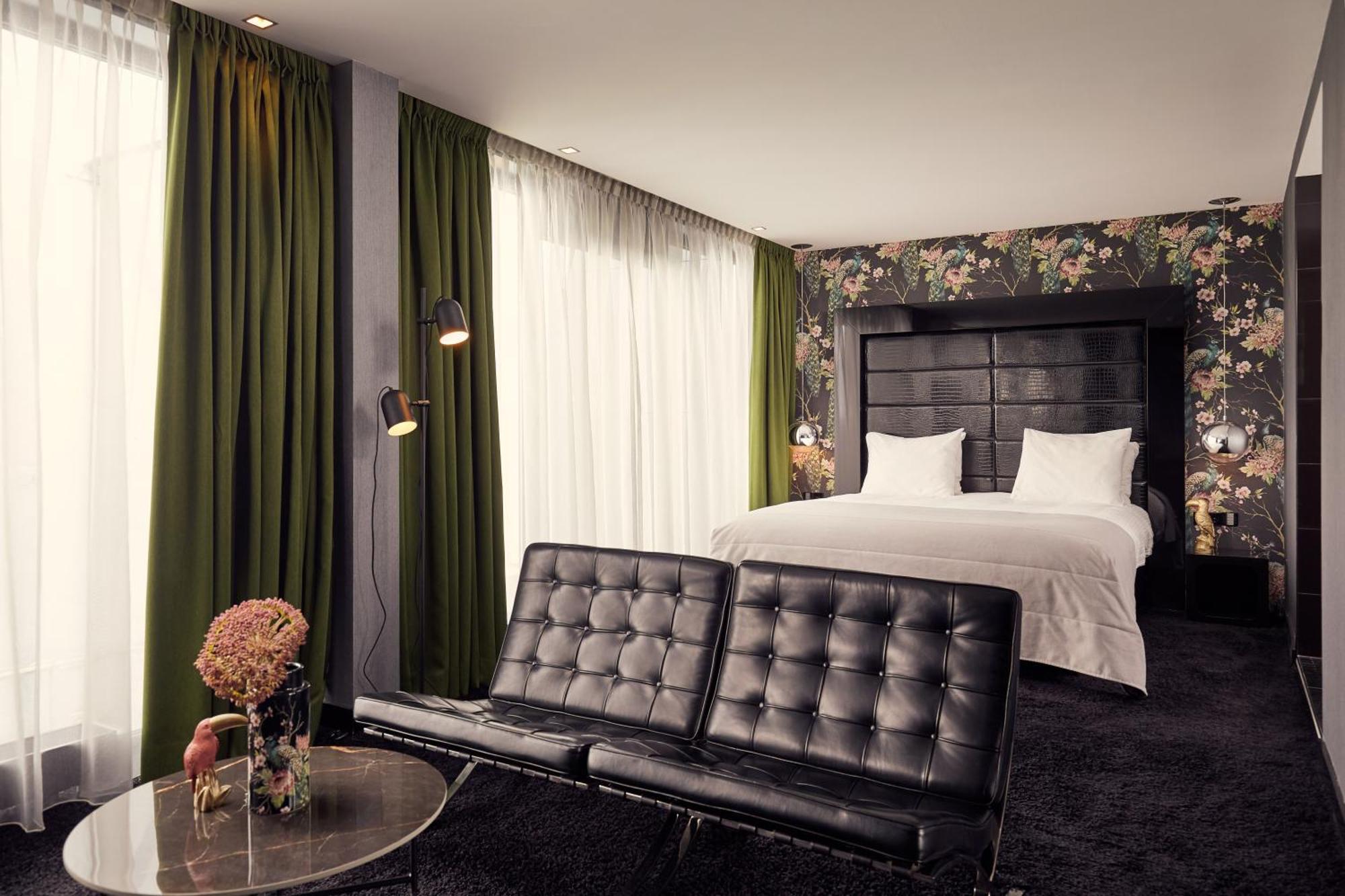 Penthouse Suite